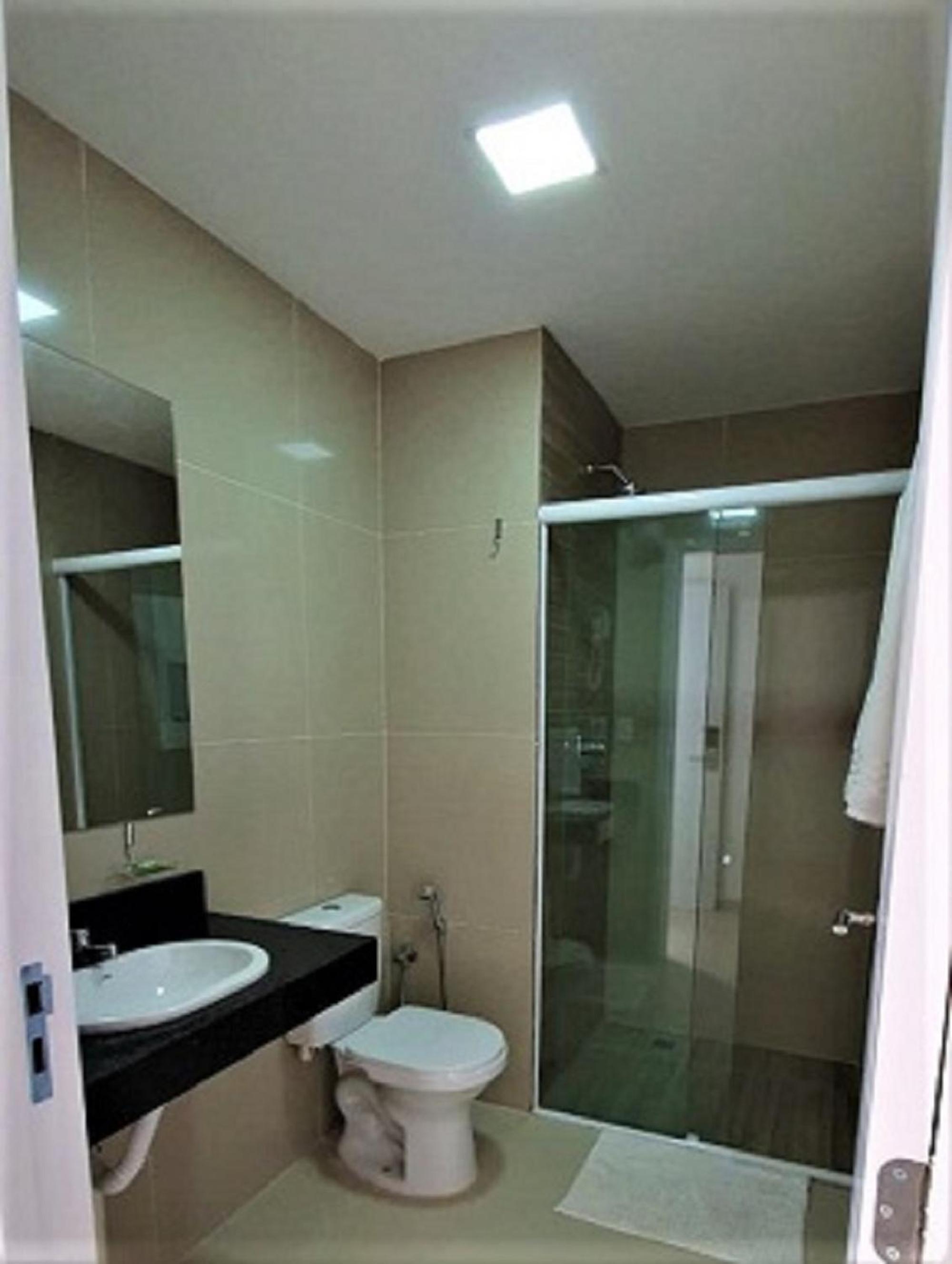 Single Room with Private Bathroom photo 3