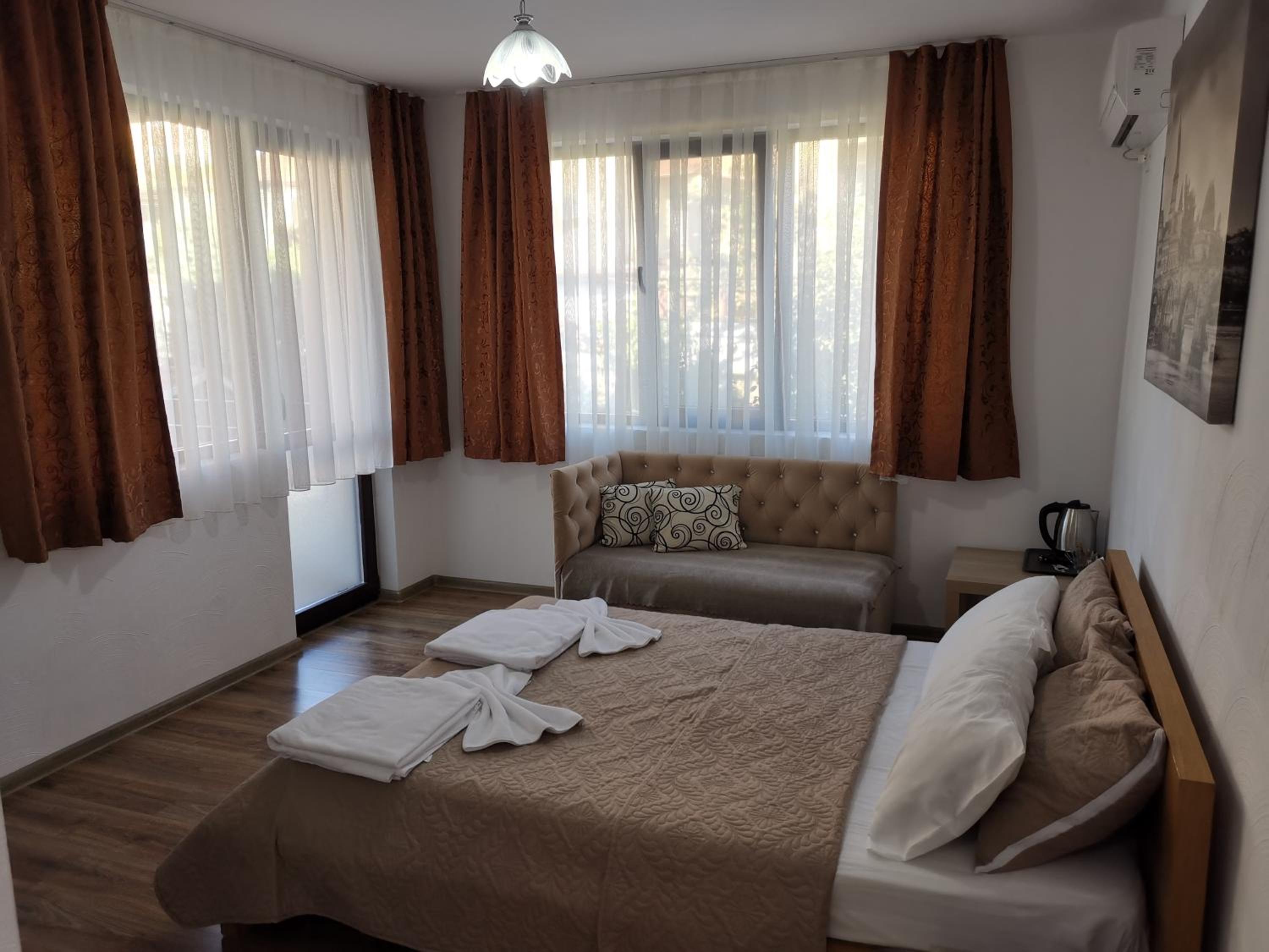 Single Room with Terrace photo 2