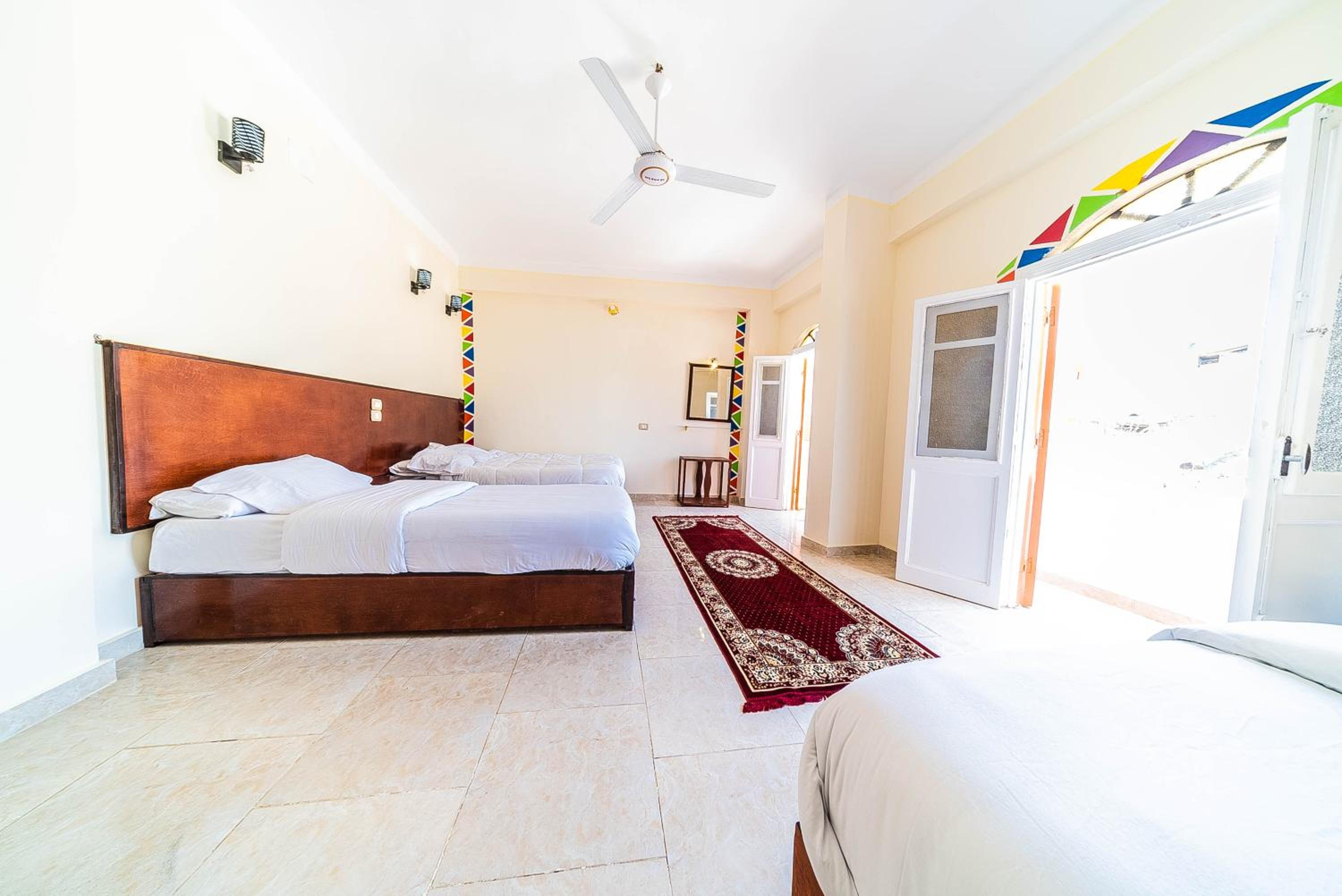 Triple Room with Private External Bathroom - Photo 5