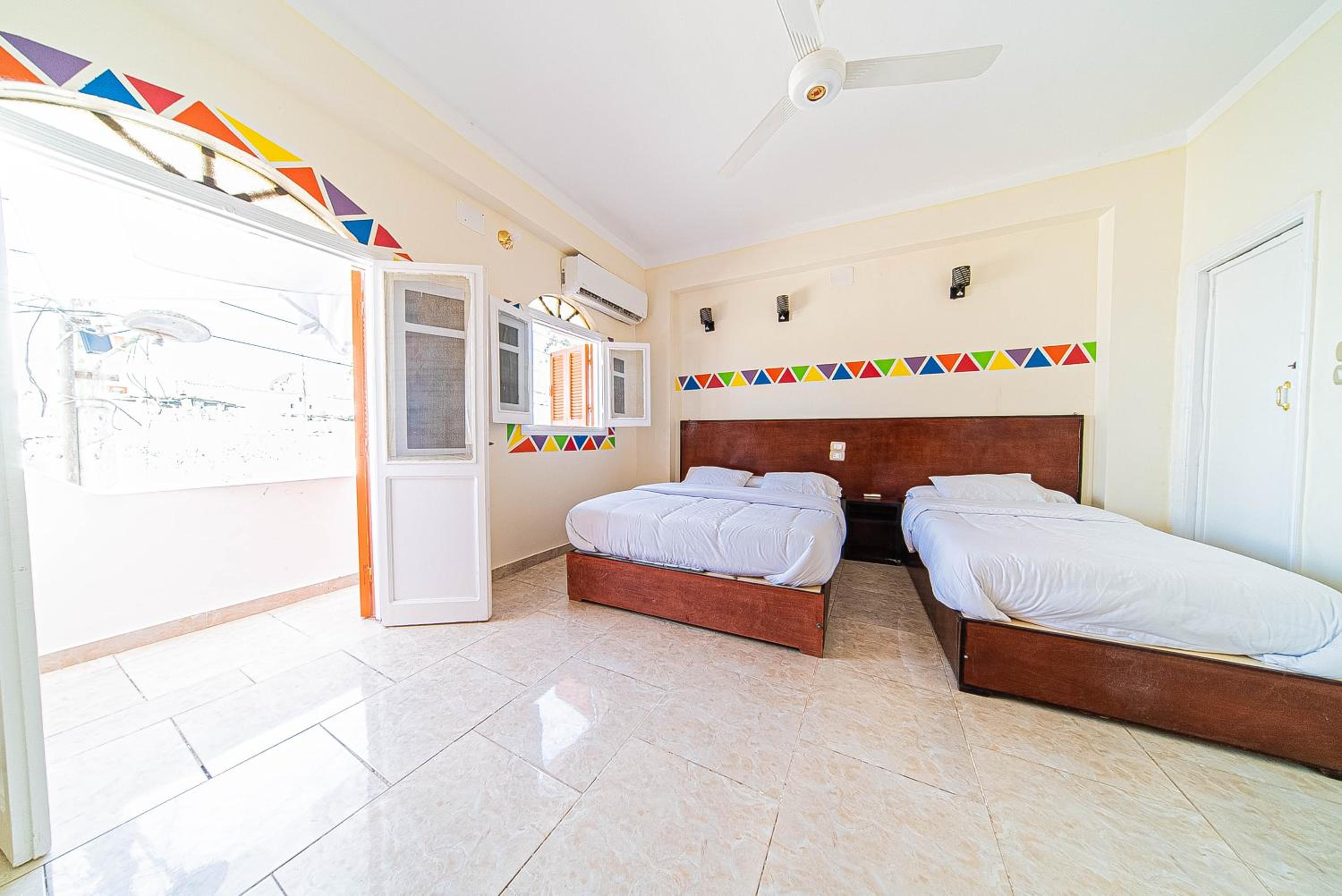 Deluxe Double or Twin Room - Photo 5