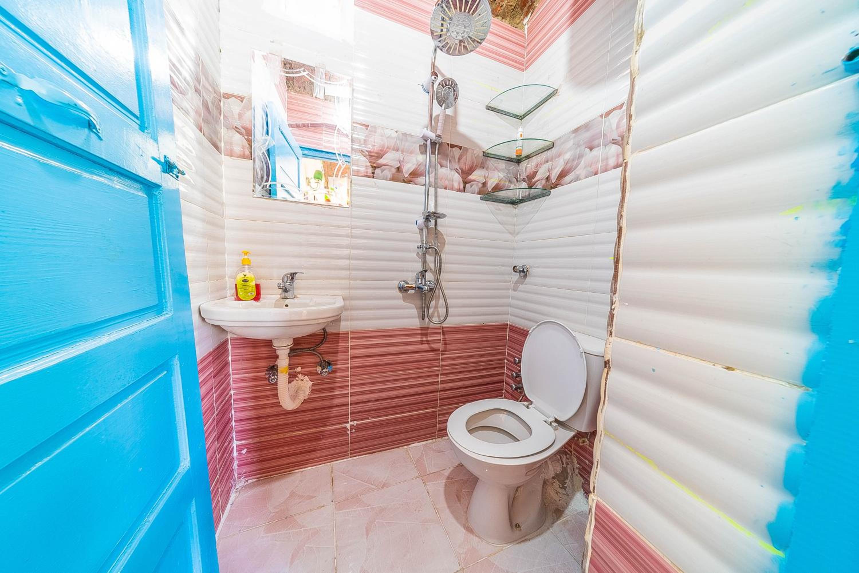 Double or Twin Room - Photo 4