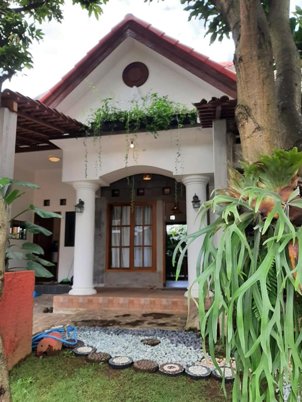 Three-Bedroom Villa - Photo 38