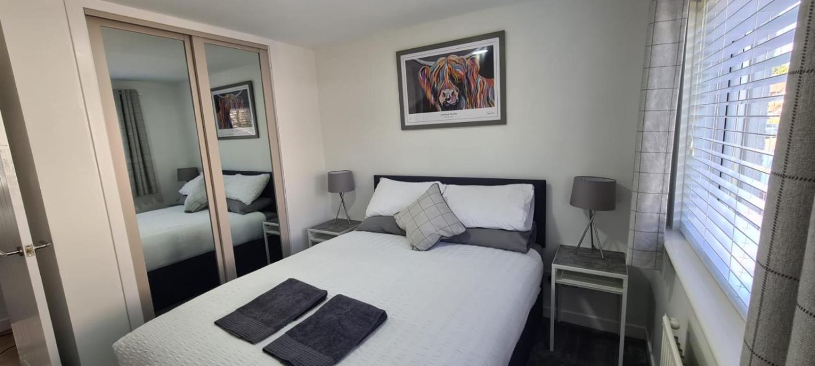 Two-Bedroom Apartment - Photo 36