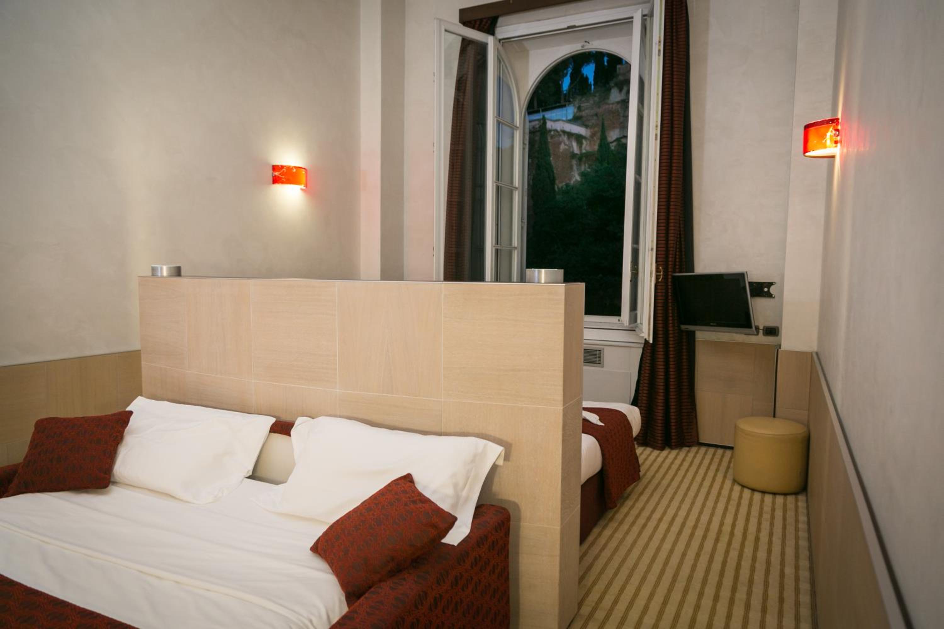 Quadruple Room photo 1