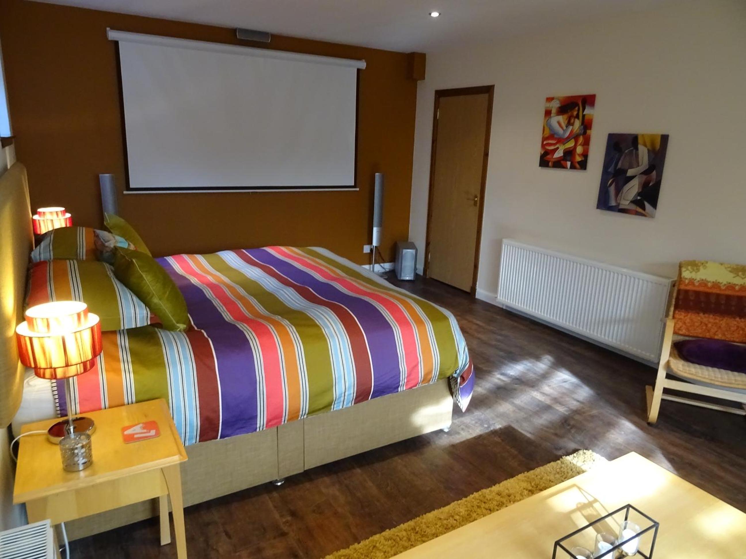 Studio Apartment - Photo 22