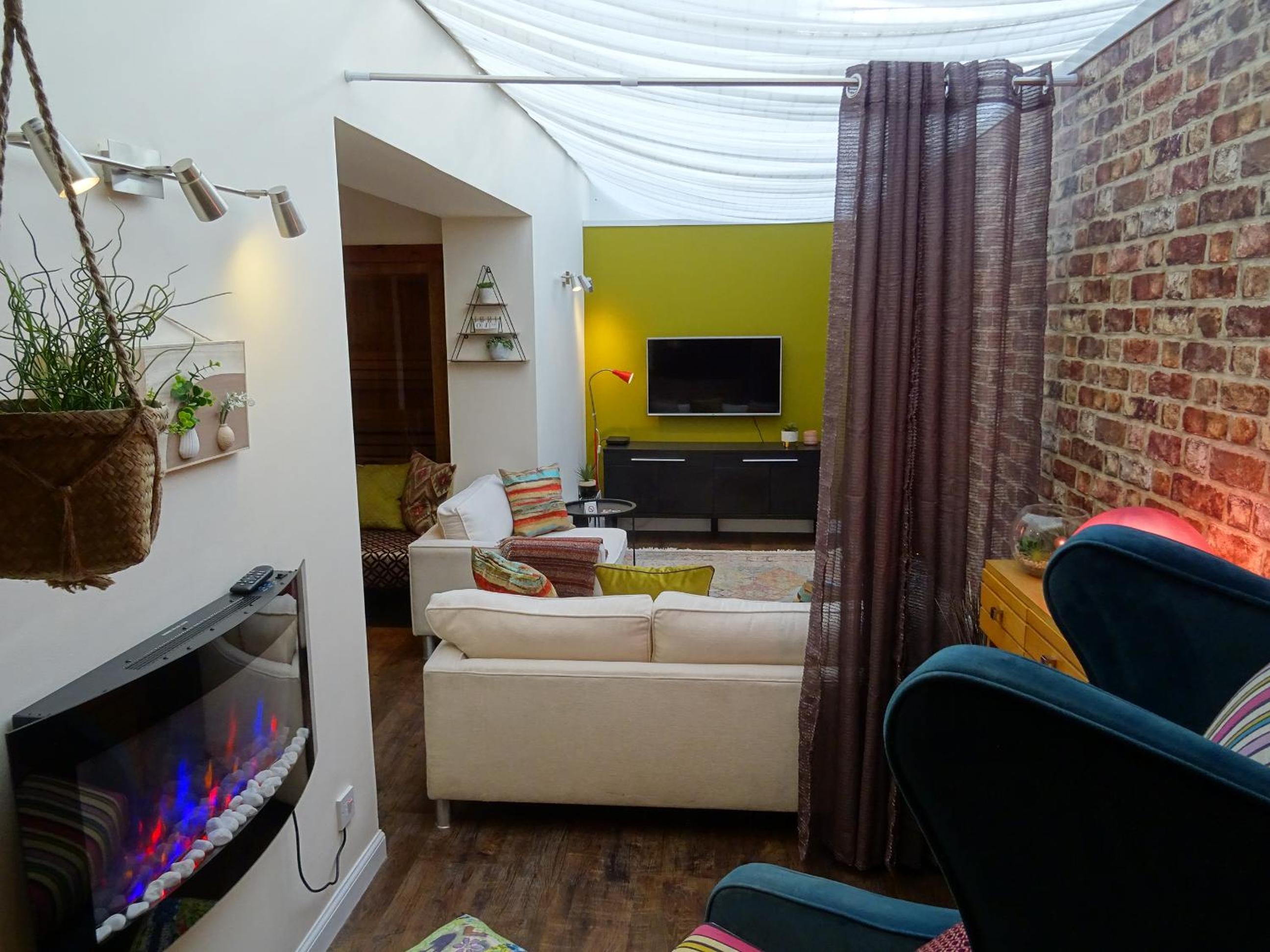 Studio Apartment - Photo 57