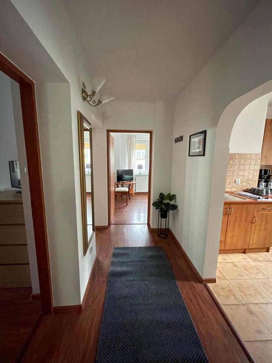 Family Suite with Balcony - Photo 5