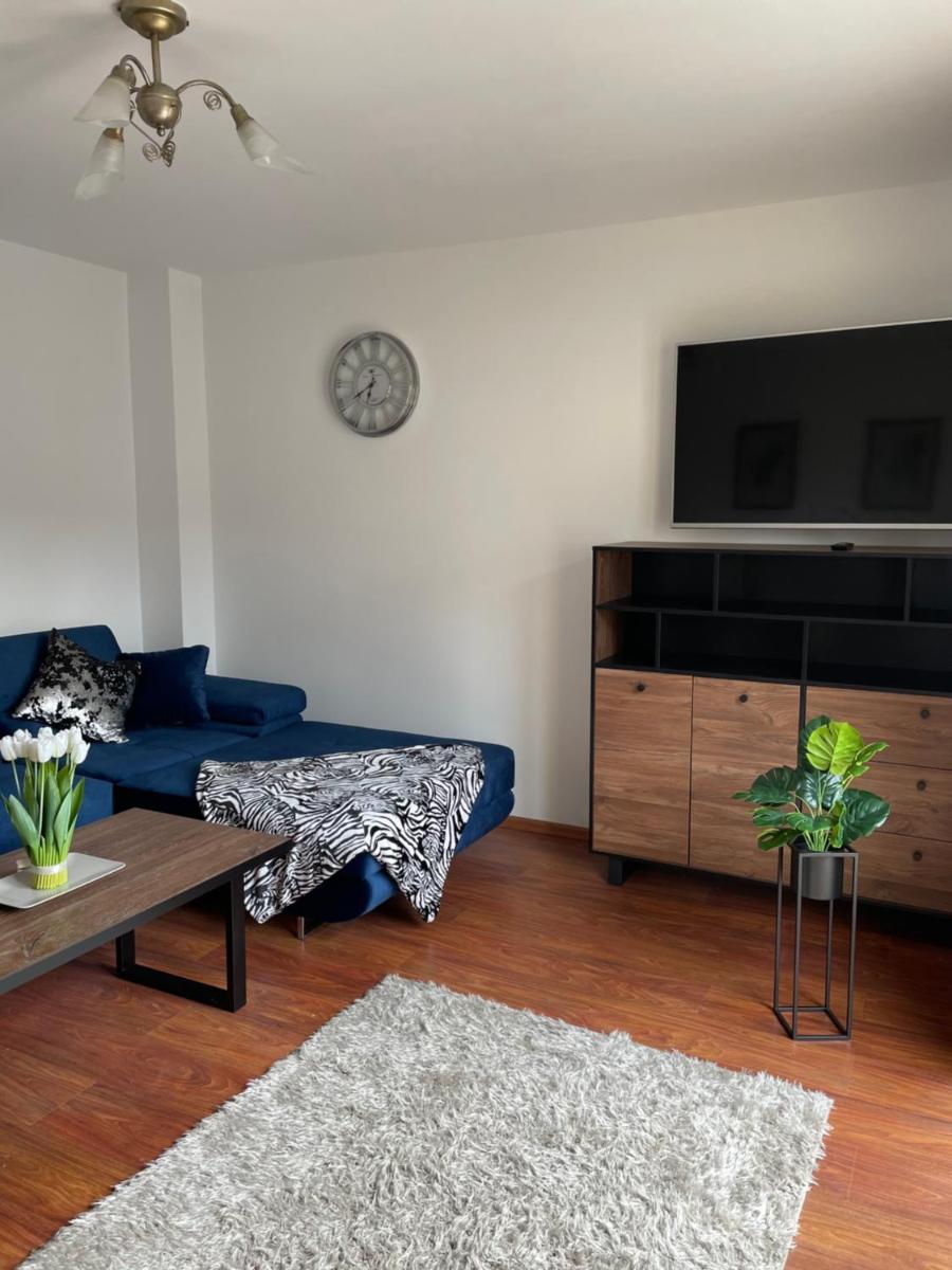 Family Suite with Balcony - Photo 7
