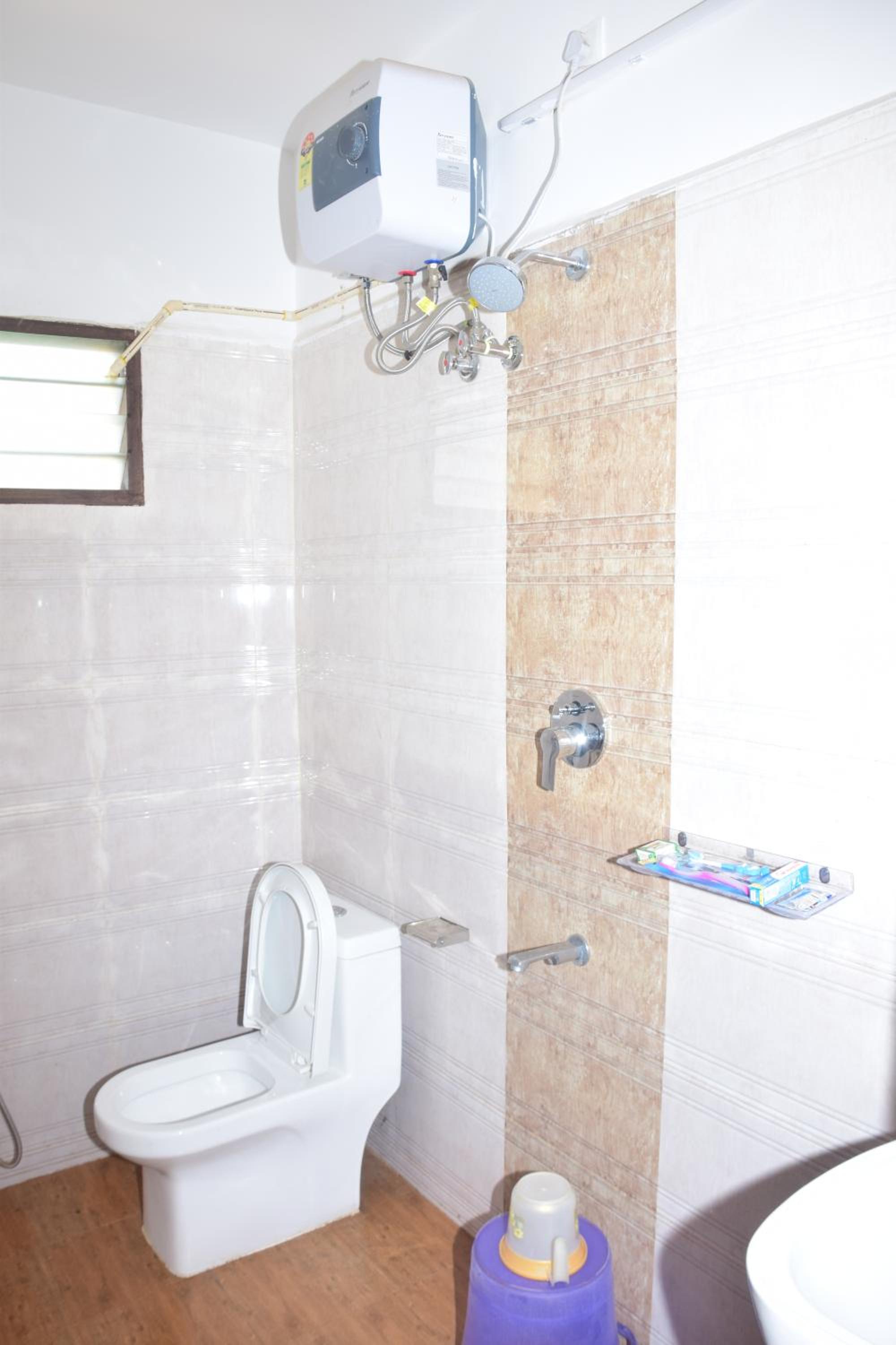 Double Room with Mountain View - Photo 6