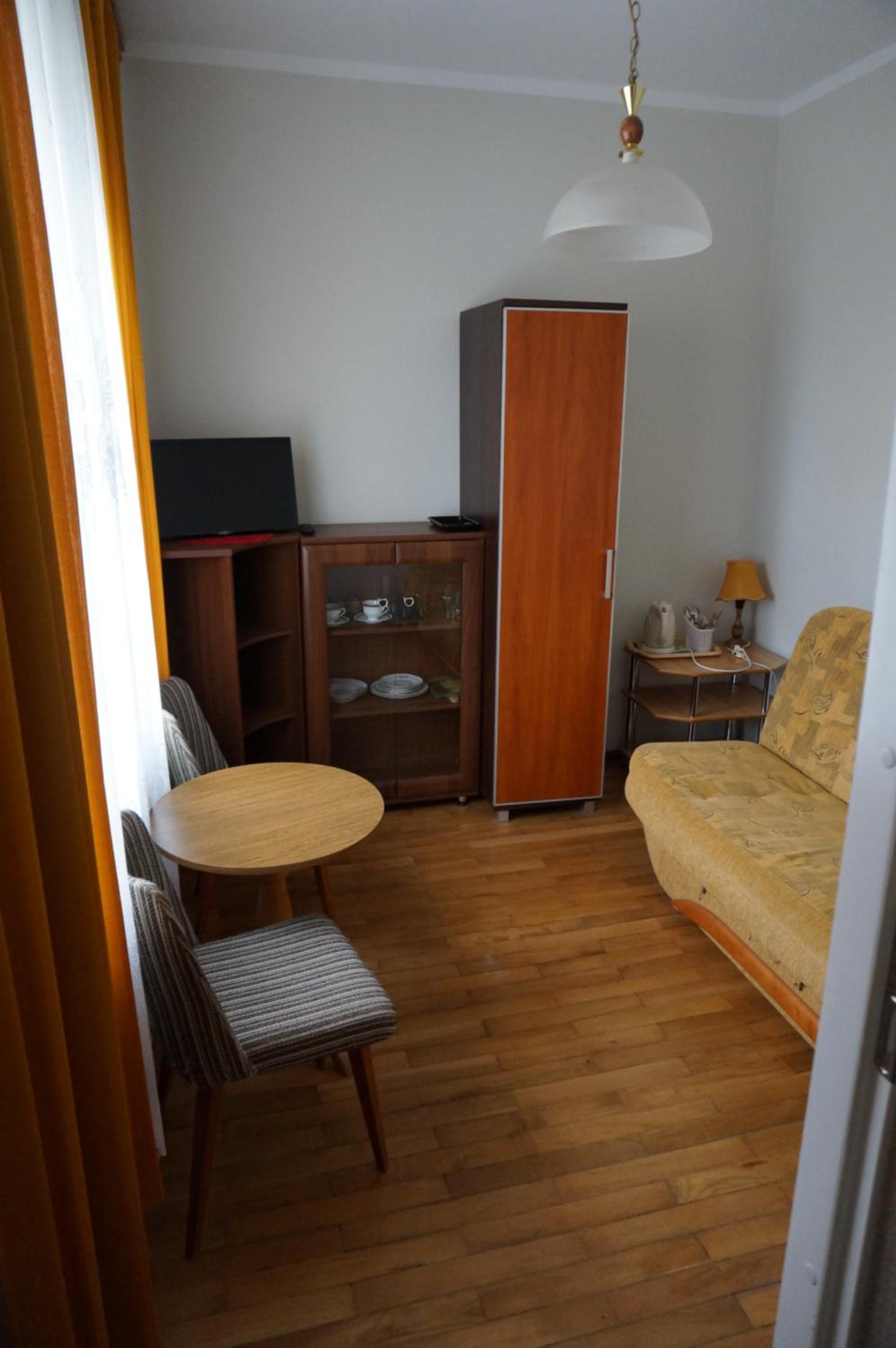 Double Room with Shared Bathroom photo 1