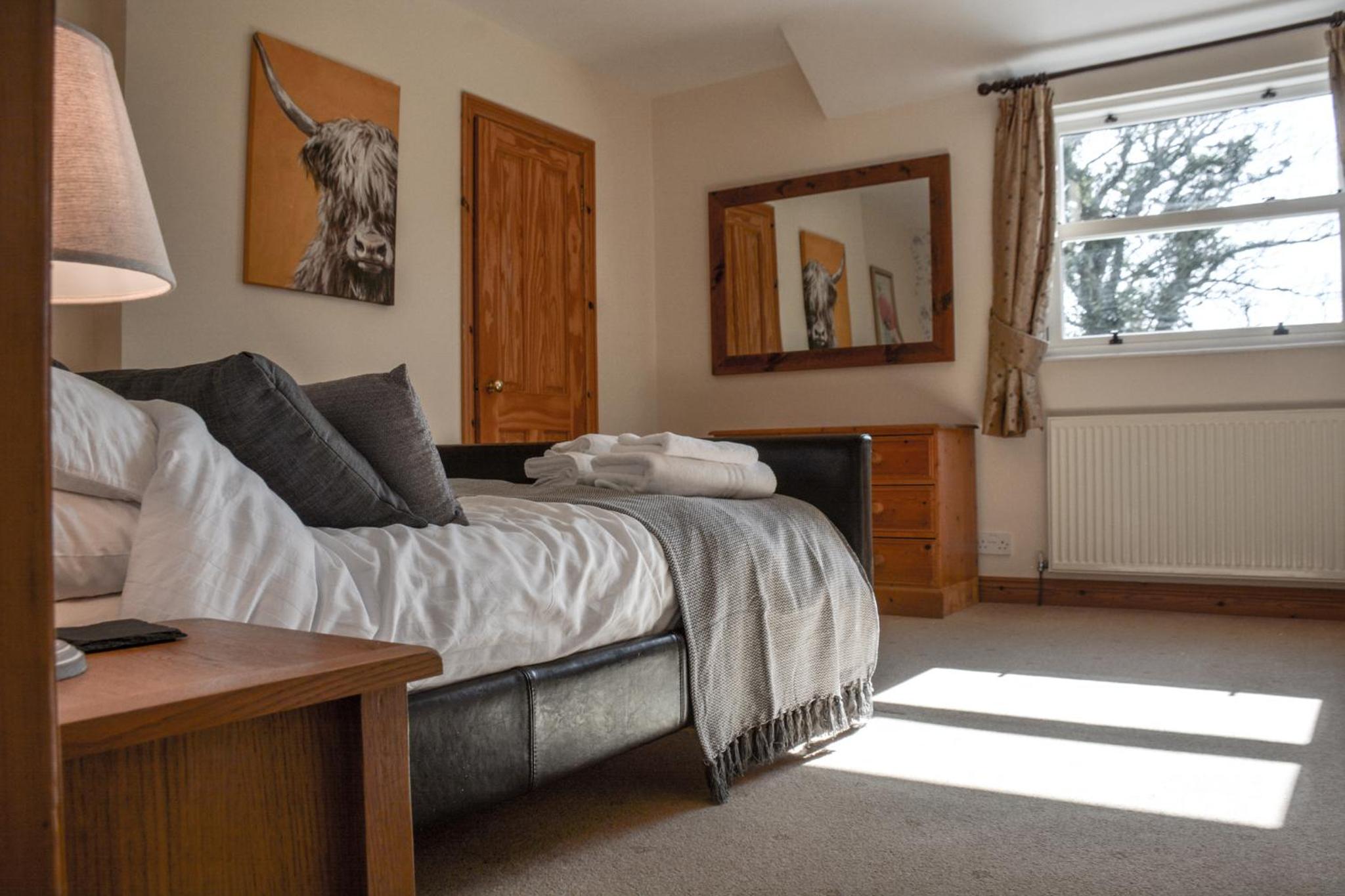 Three-Bedroom Cottage photo 2