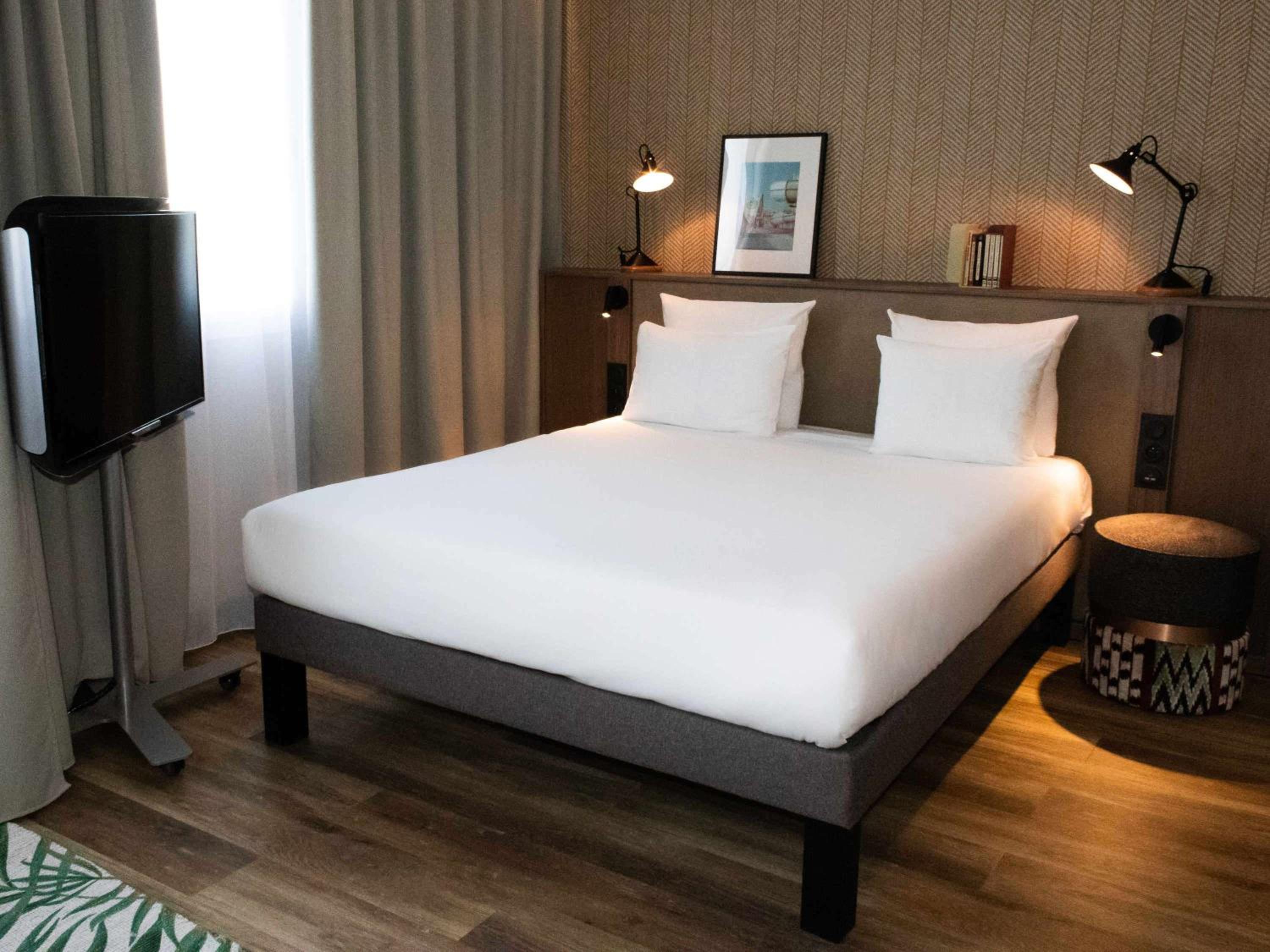 Superior Suite with Double Bed and Sofa Bed - Photo 1
