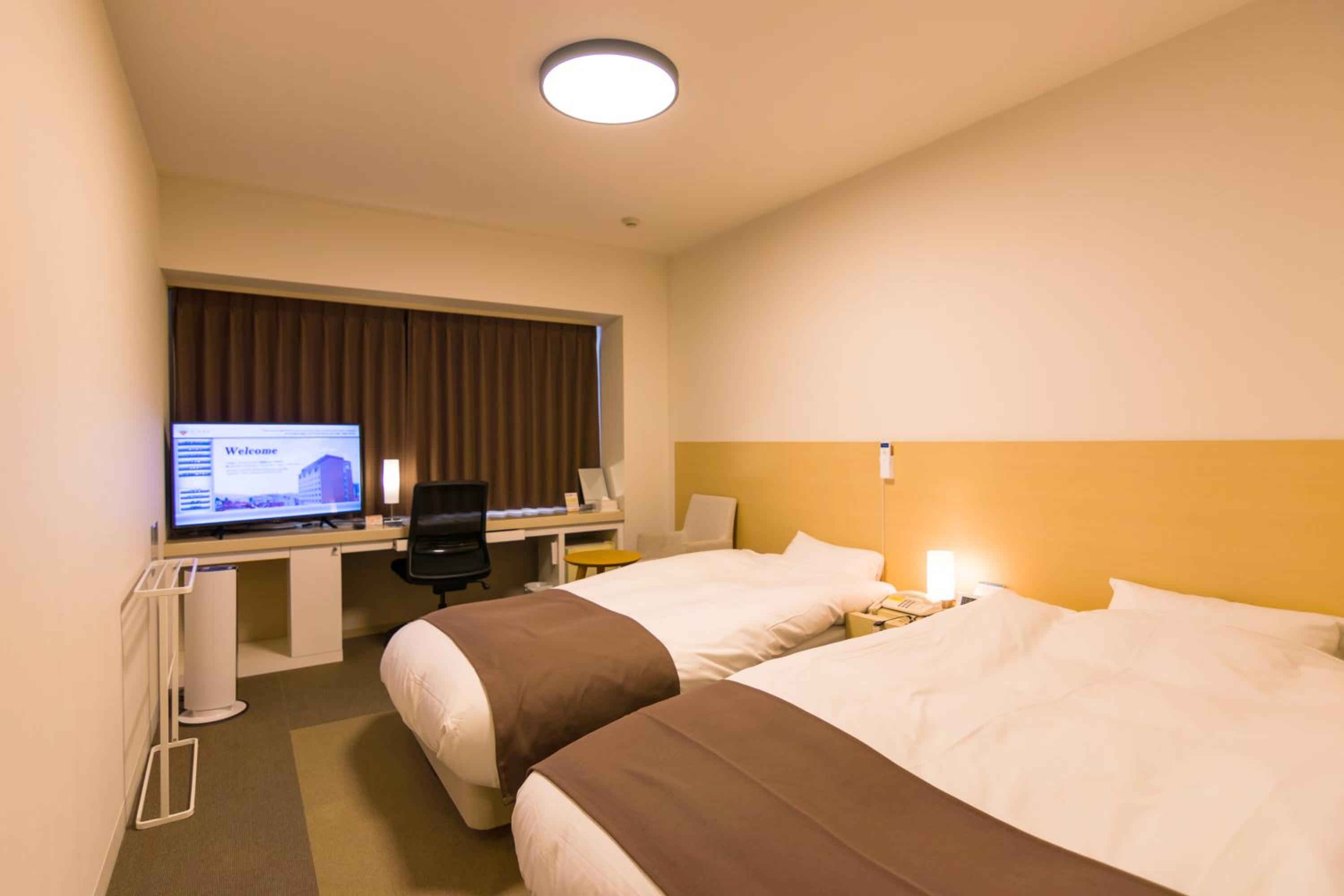Double Room With Small Double Bed And Extra Bed - Non-Smoking