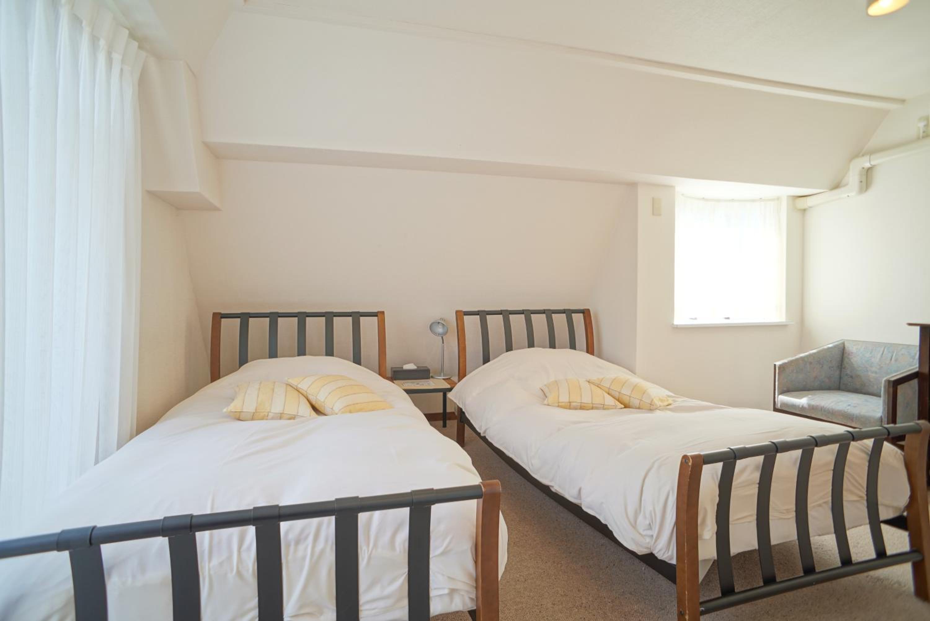 Three-Bedroom Apartment - Photo 13