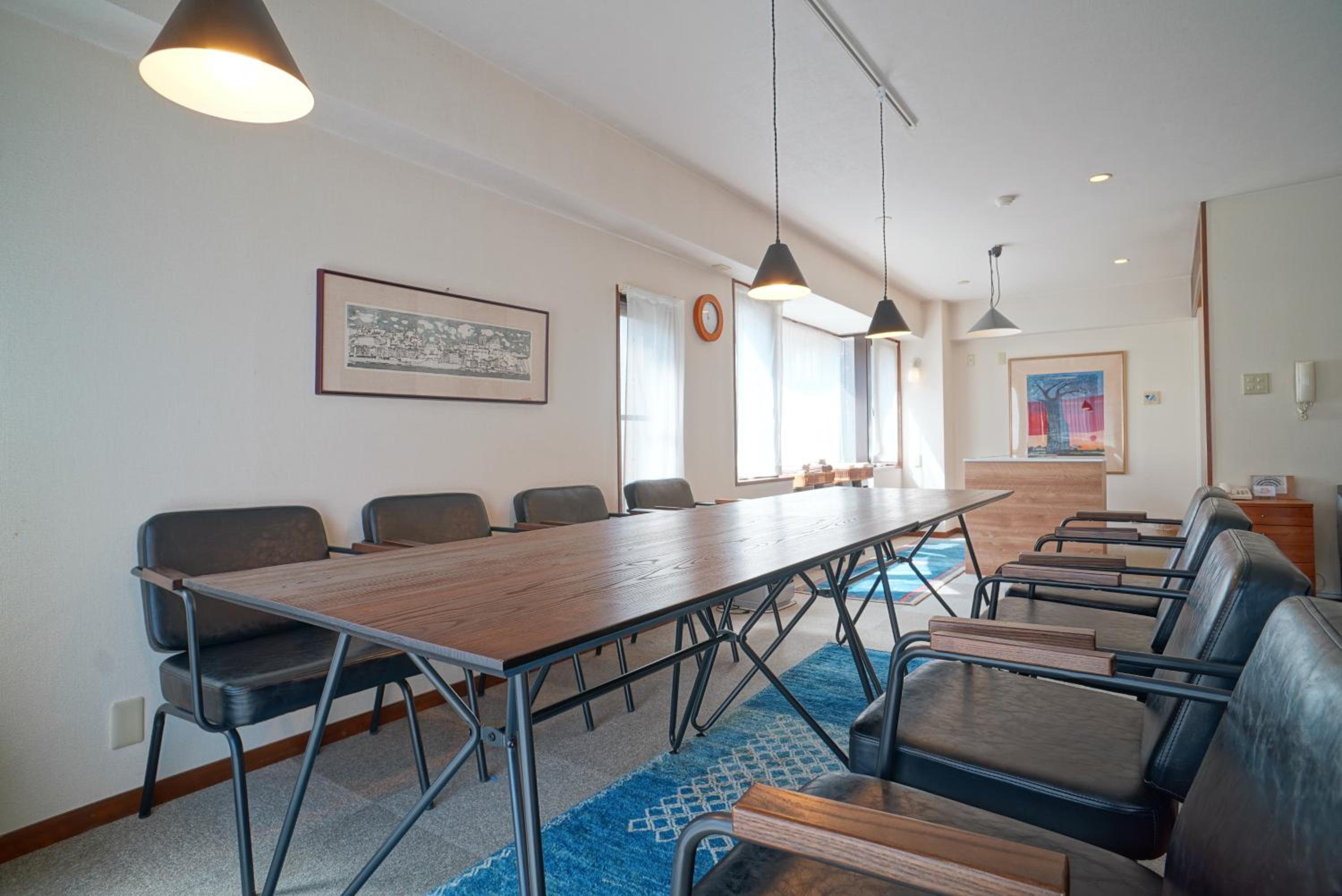 Three-Bedroom Apartment - Photo 10