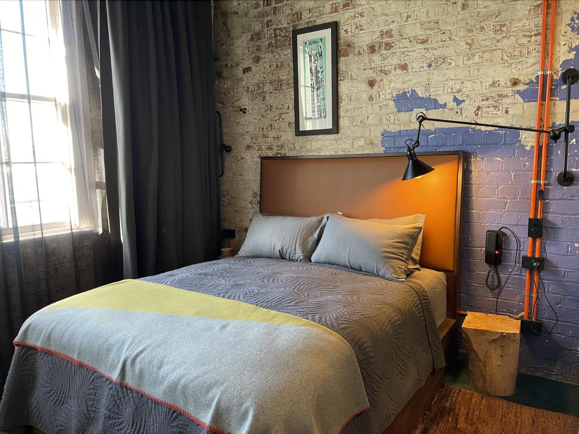 Queen Suite - Photo 3