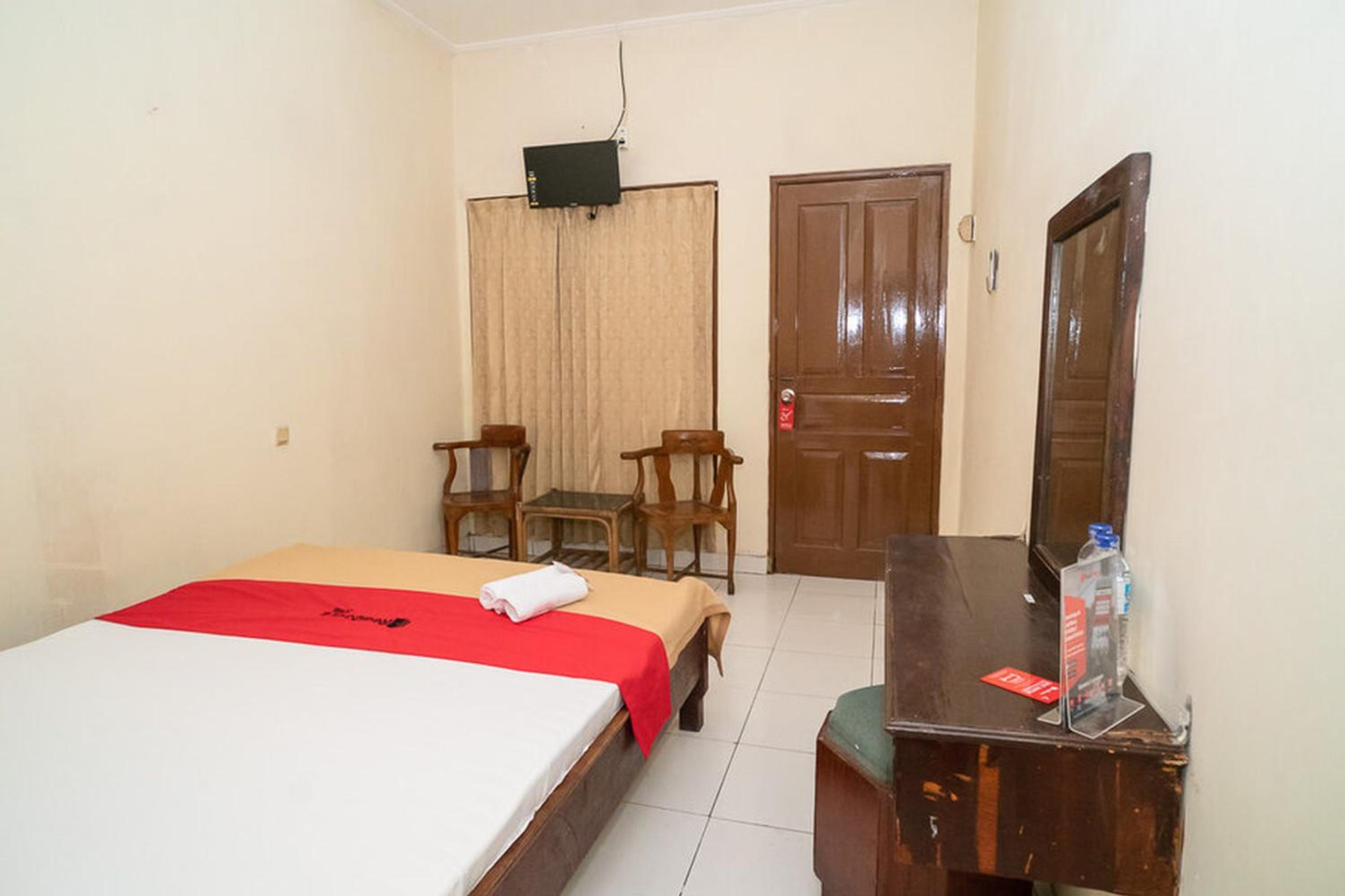 Standard Double Room - Photo 10