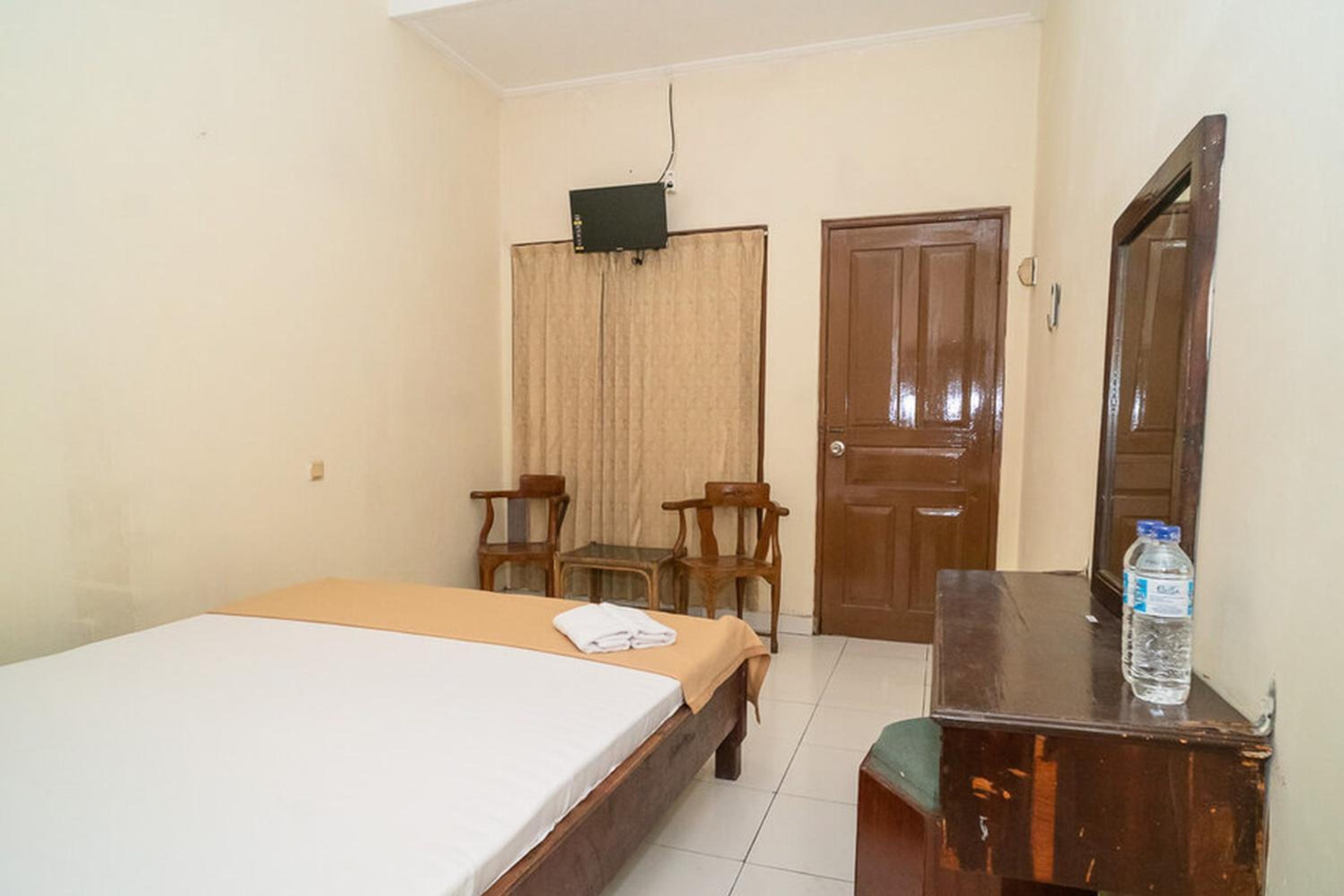 Standard Double Room - Photo 5