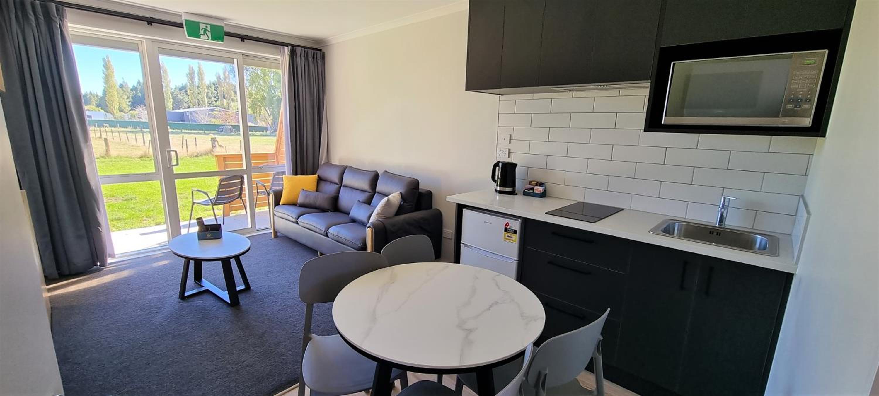 Deluxe Family Room with Spa Bath
