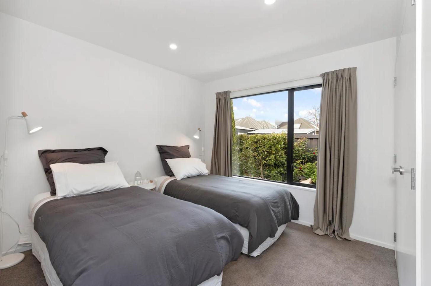 Apartment with Garden View - Photo 2