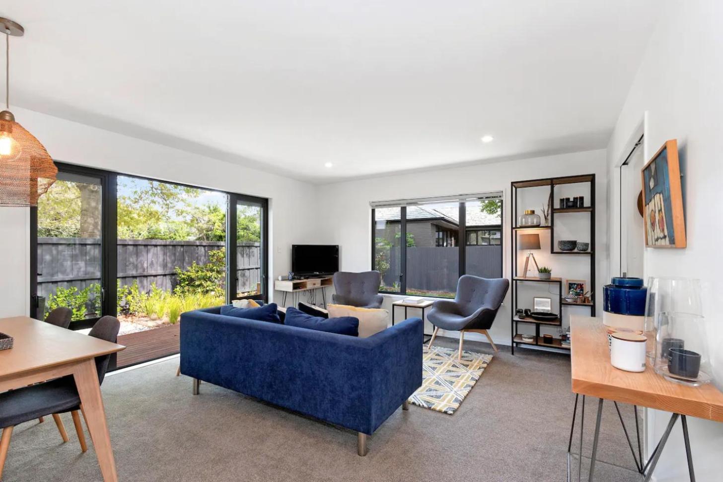 Apartment with Garden View - Photo 3