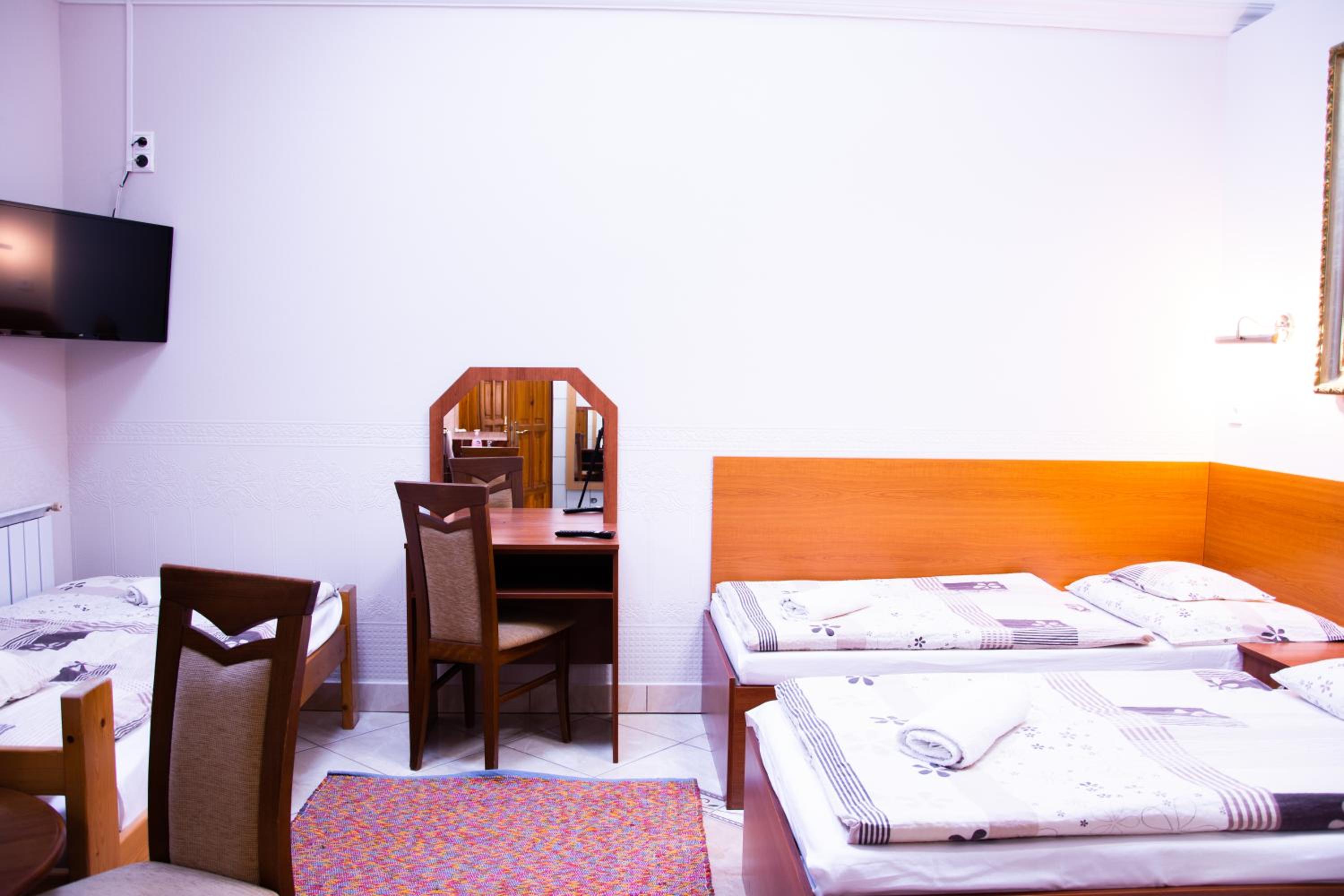 Superior Triple Room - Photo 4