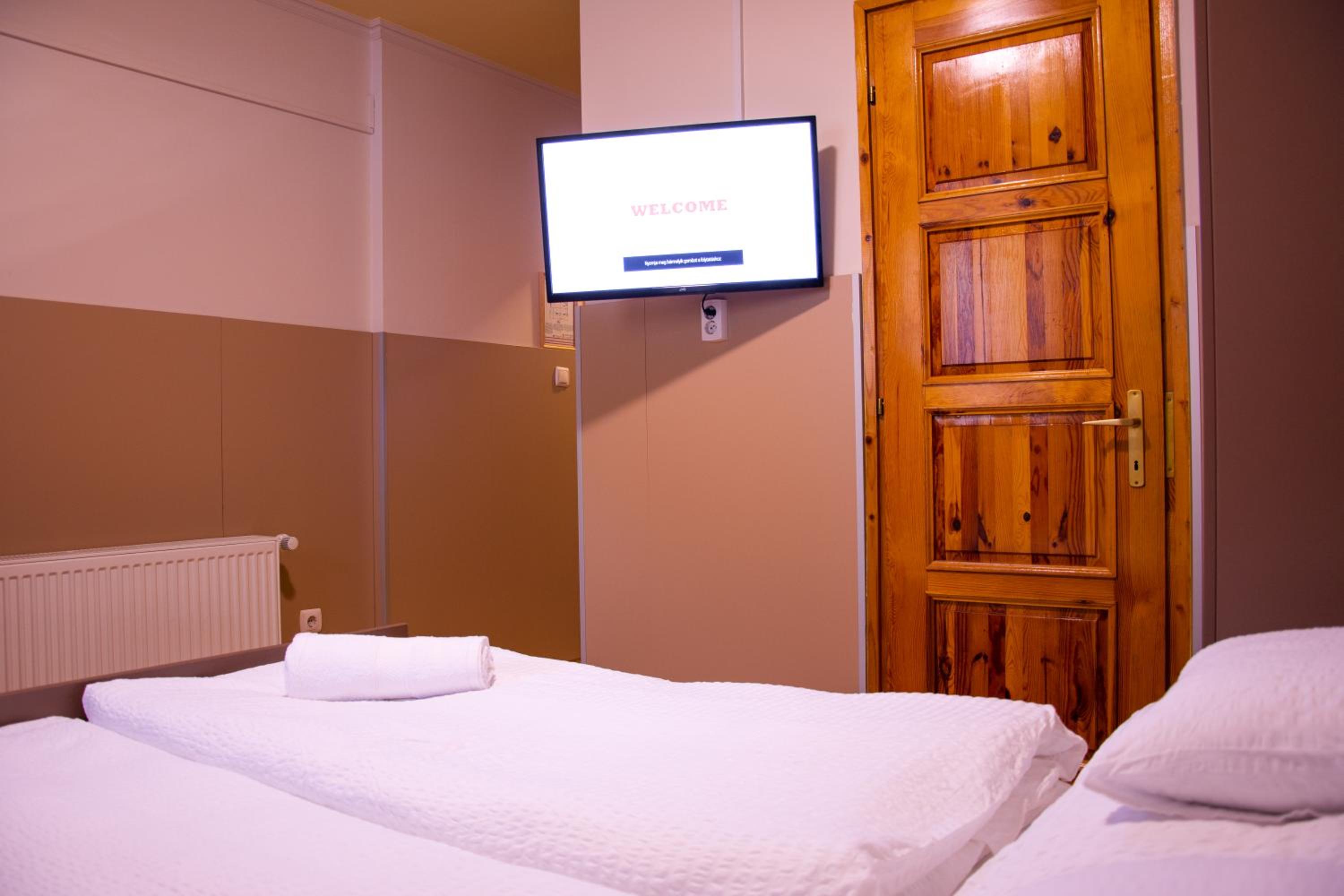 Superior Queen Room - Photo 3
