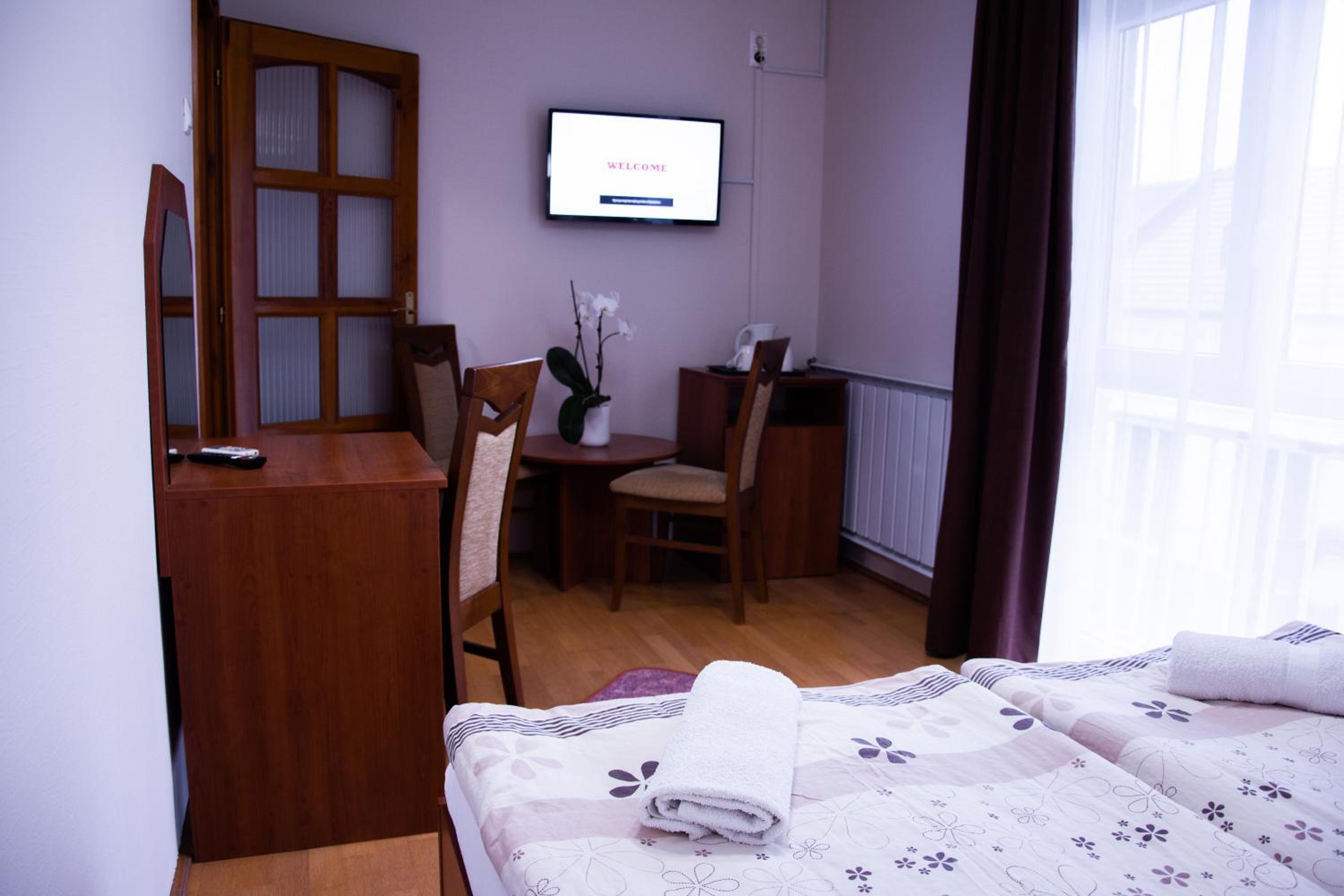 Superior Double or Twin Room - Photo 3