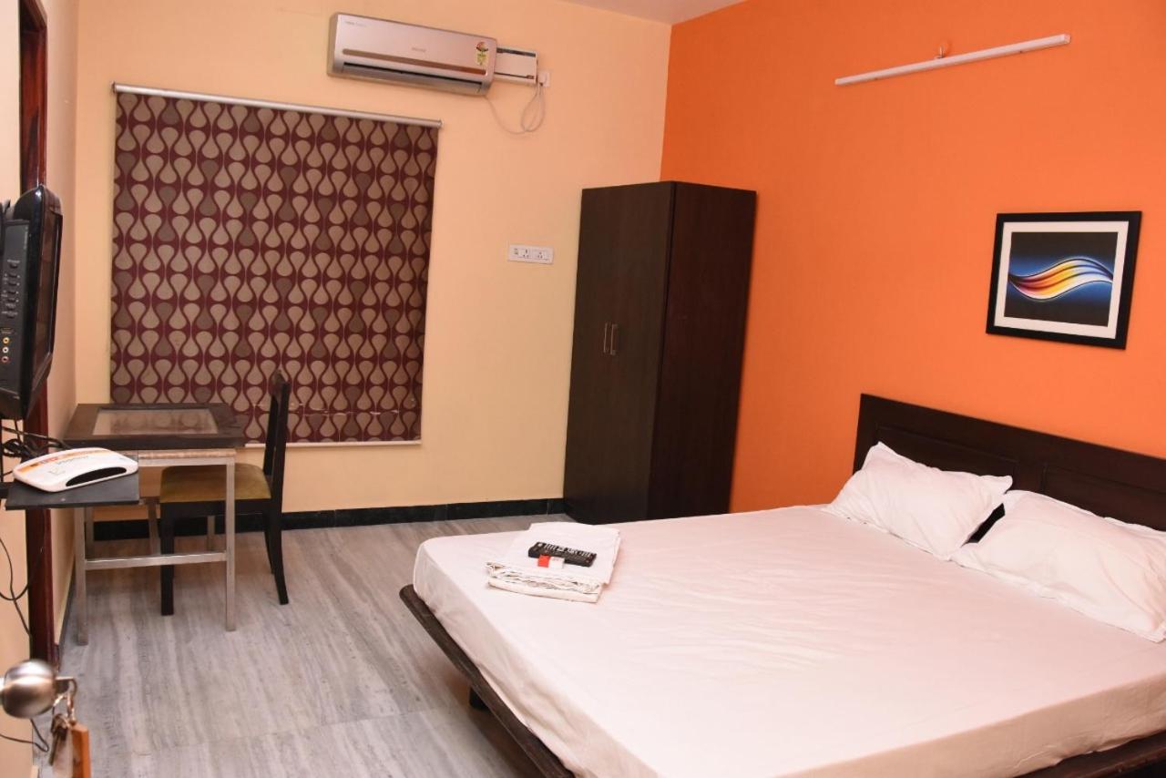 Standard Double Room - Photo 1