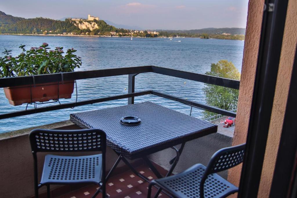 King Room with Lake View - Photo 6