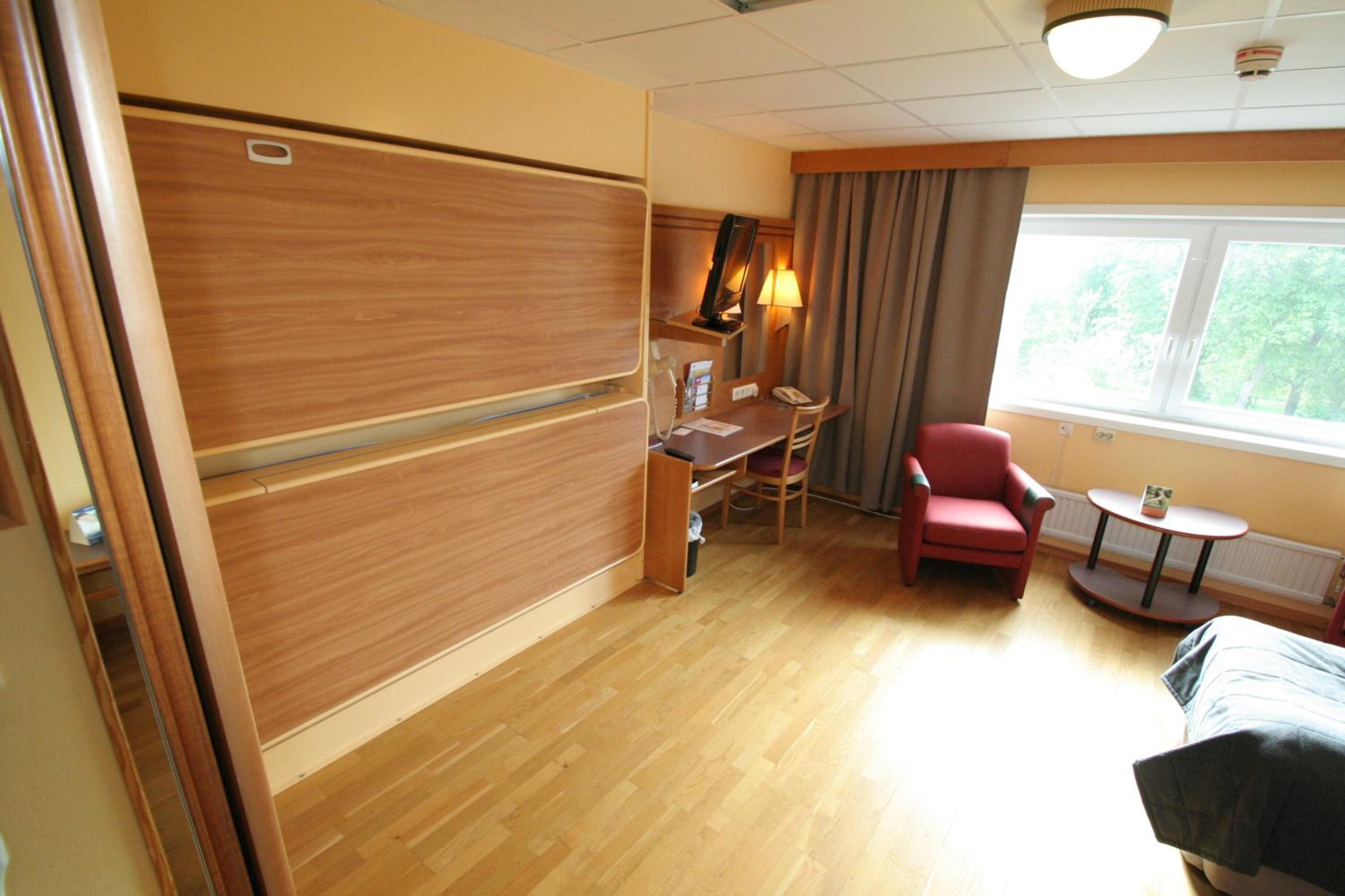 Quadruple Room - Photo 2