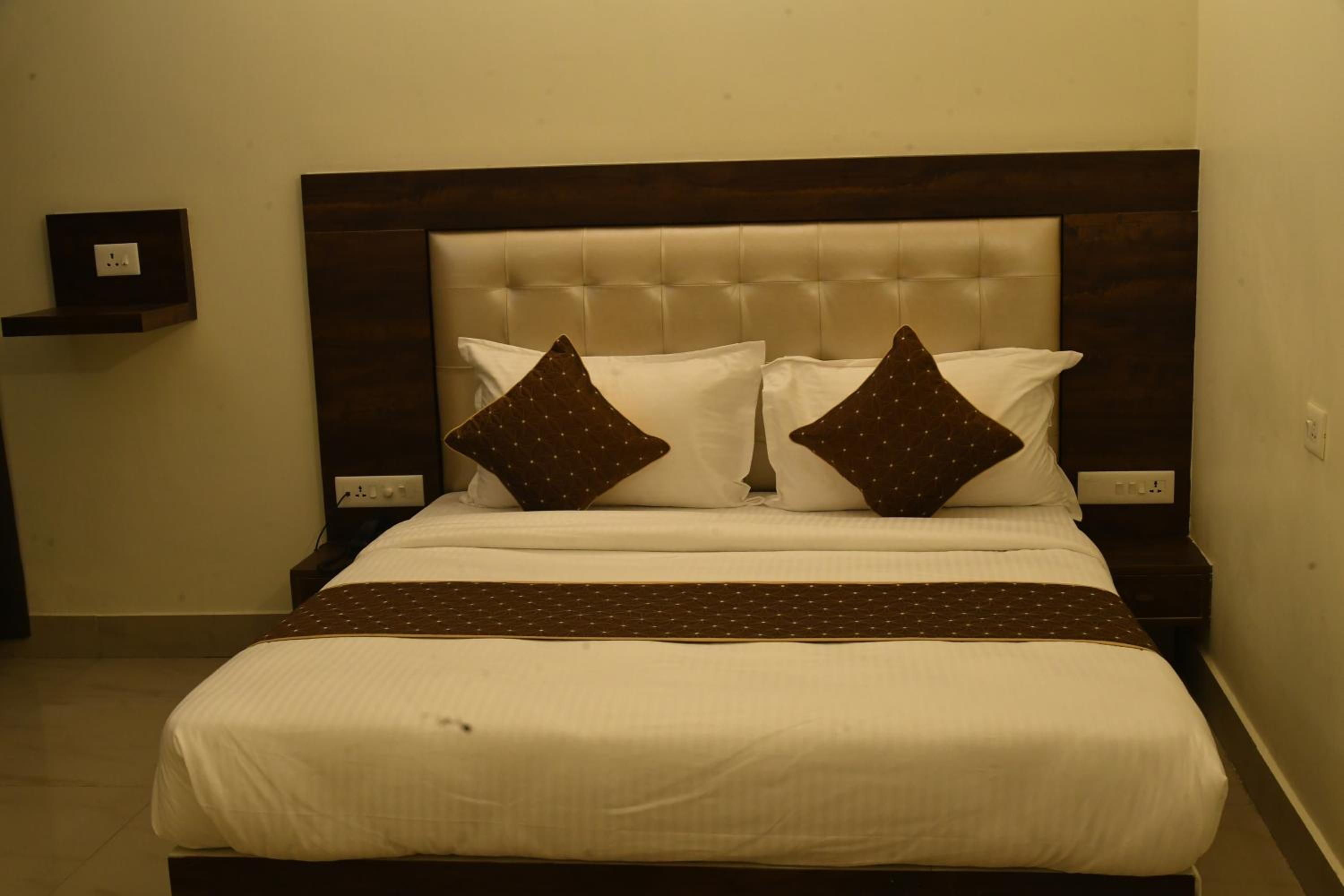 Standard Double Room photo 2