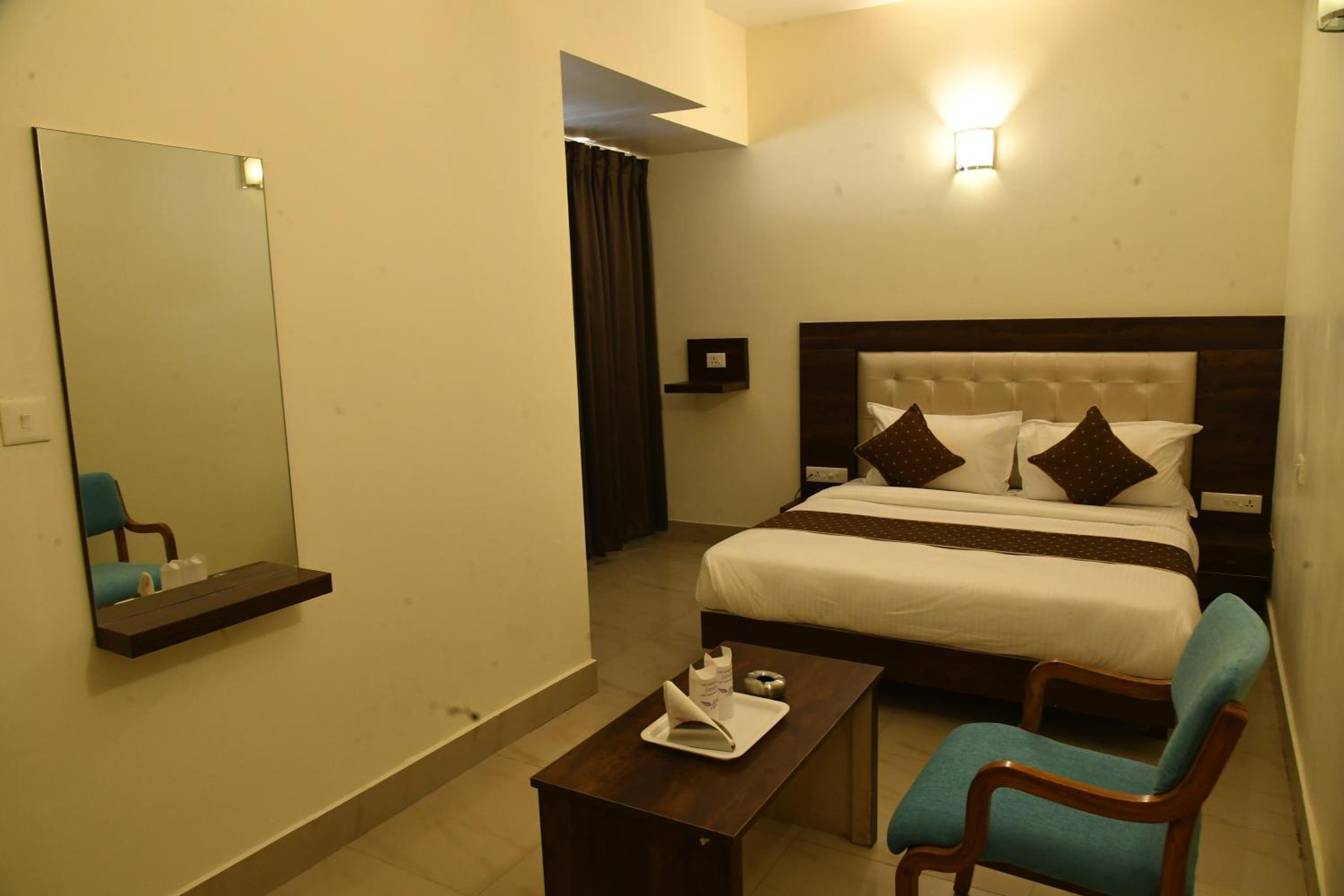 Standard Double Room photo 3