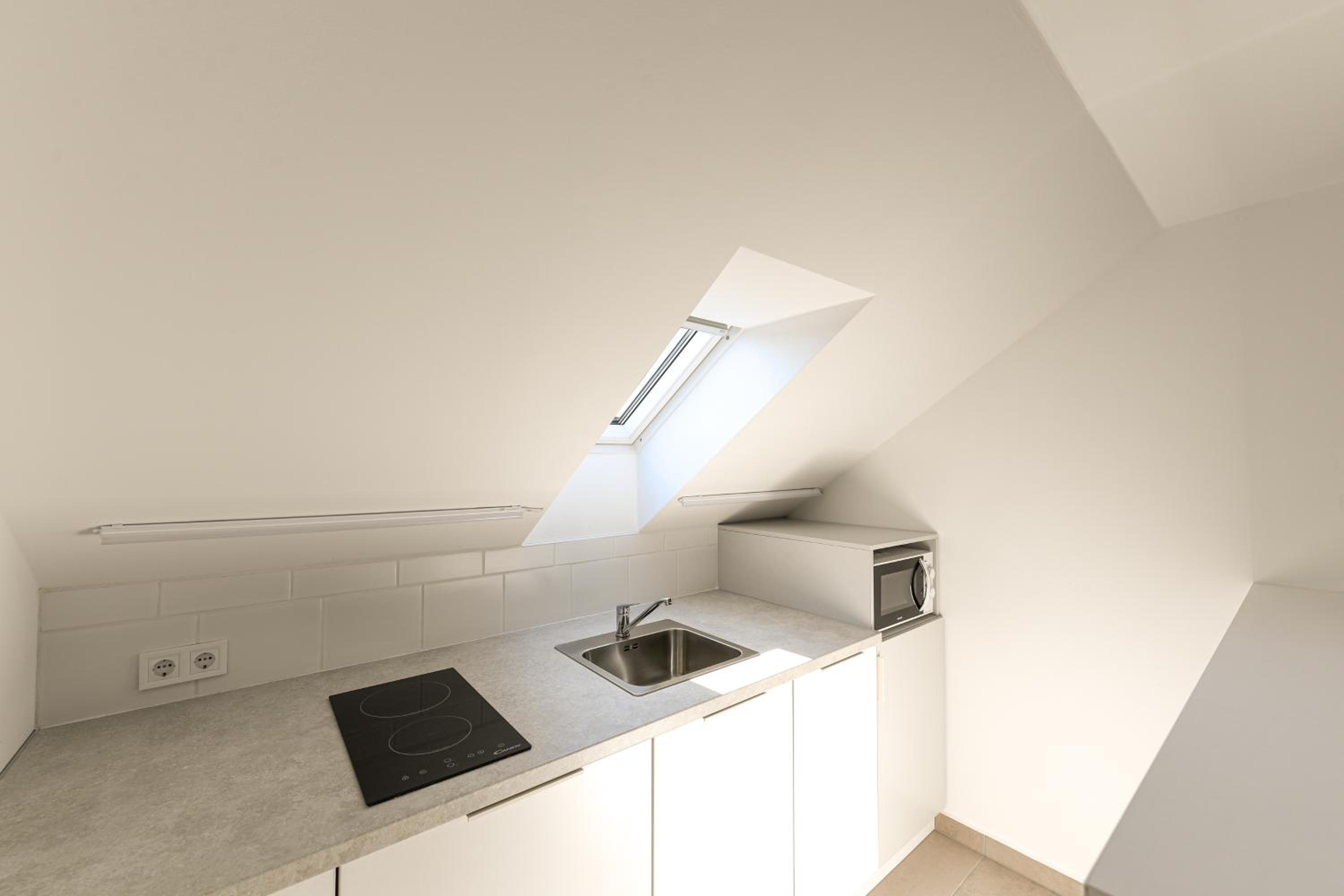 Two-Bedroom Apartment - Photo 5
