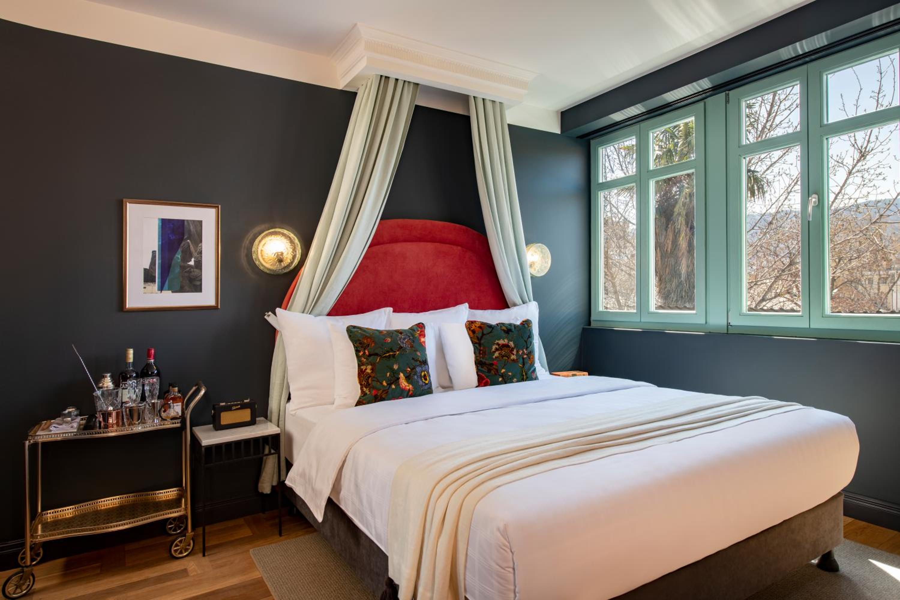 Suite with Balcony - Photo 4