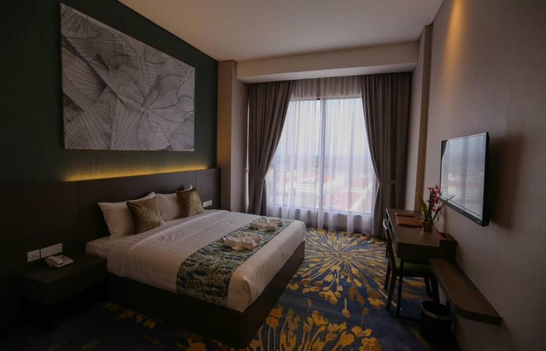 Superior King Room - Photo 2