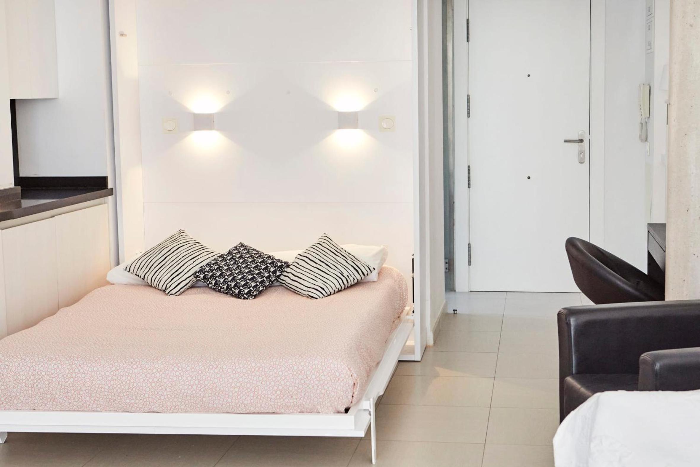 Estudio con sofá cama