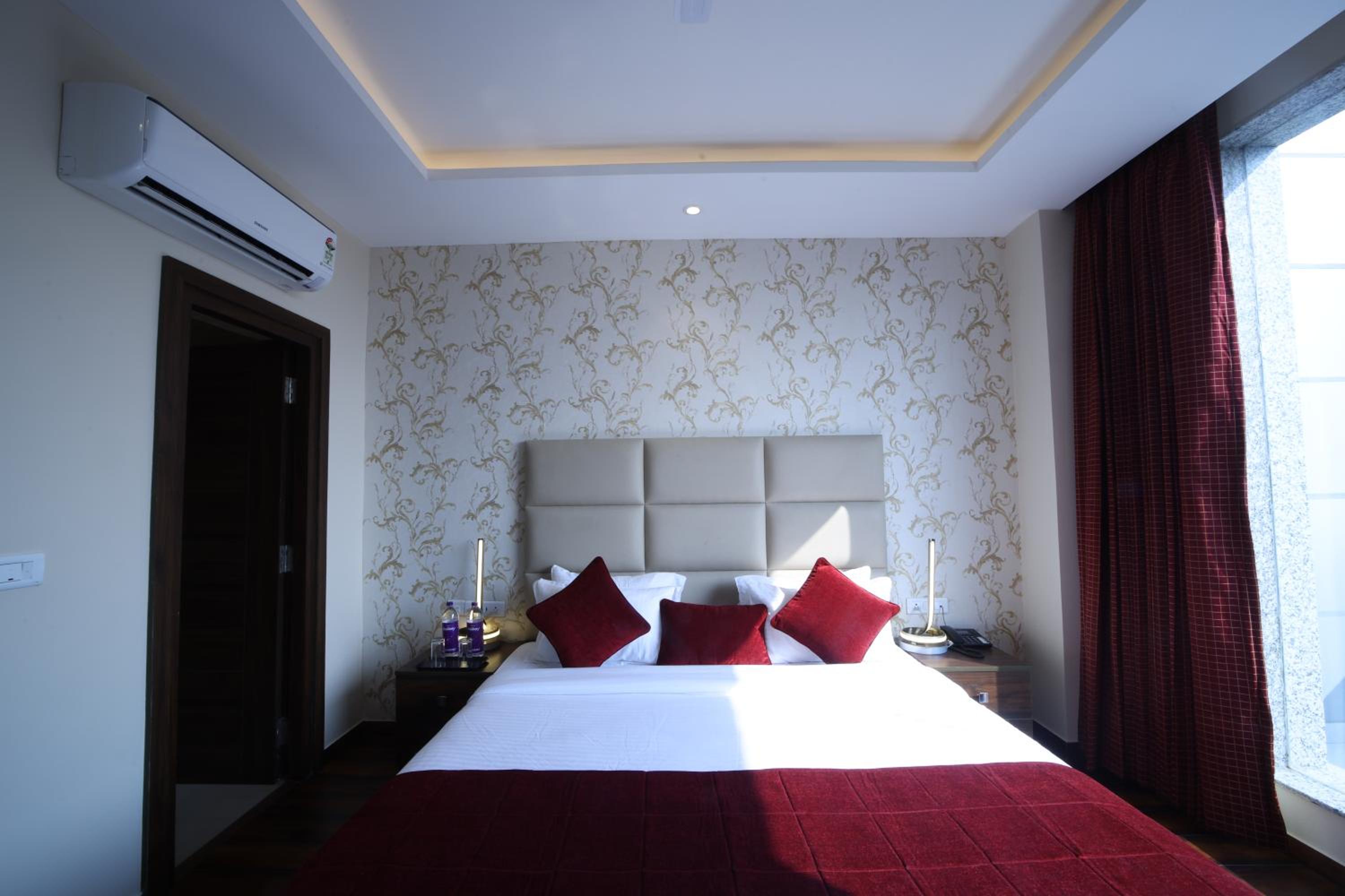 Deluxe Double Room - Photo 5