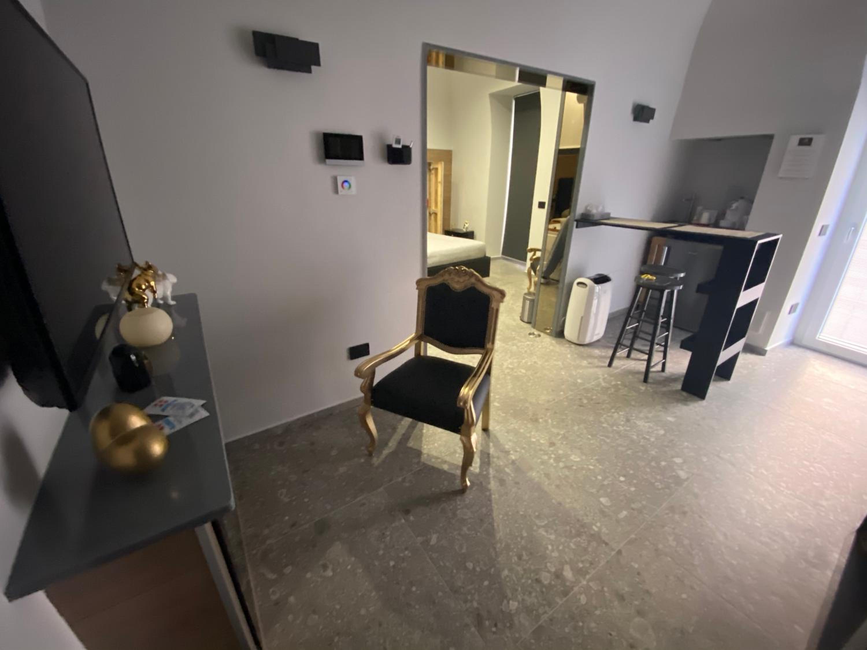 Queen Room with Spa Bath - Photo 3