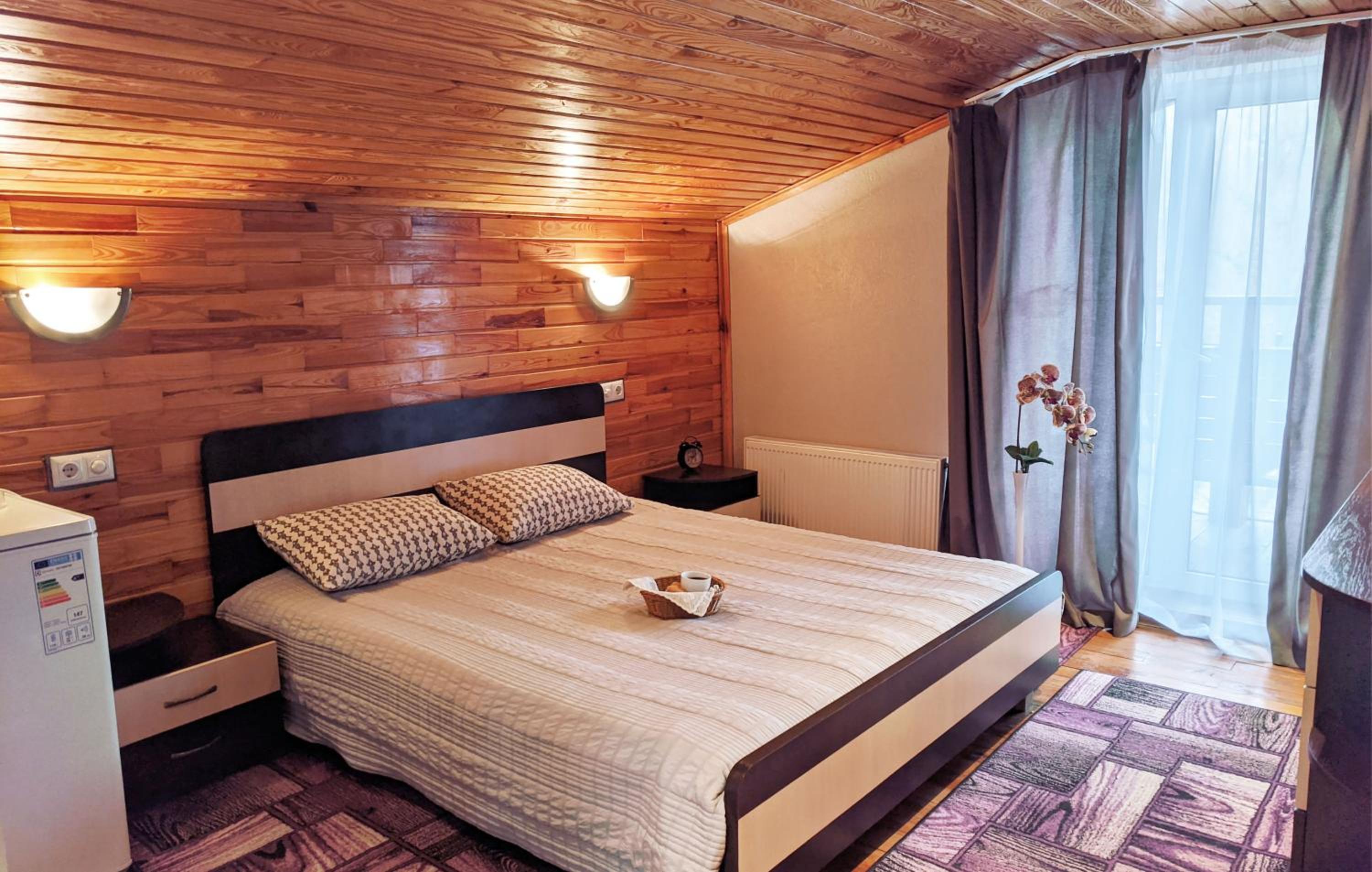 Large Double Room
