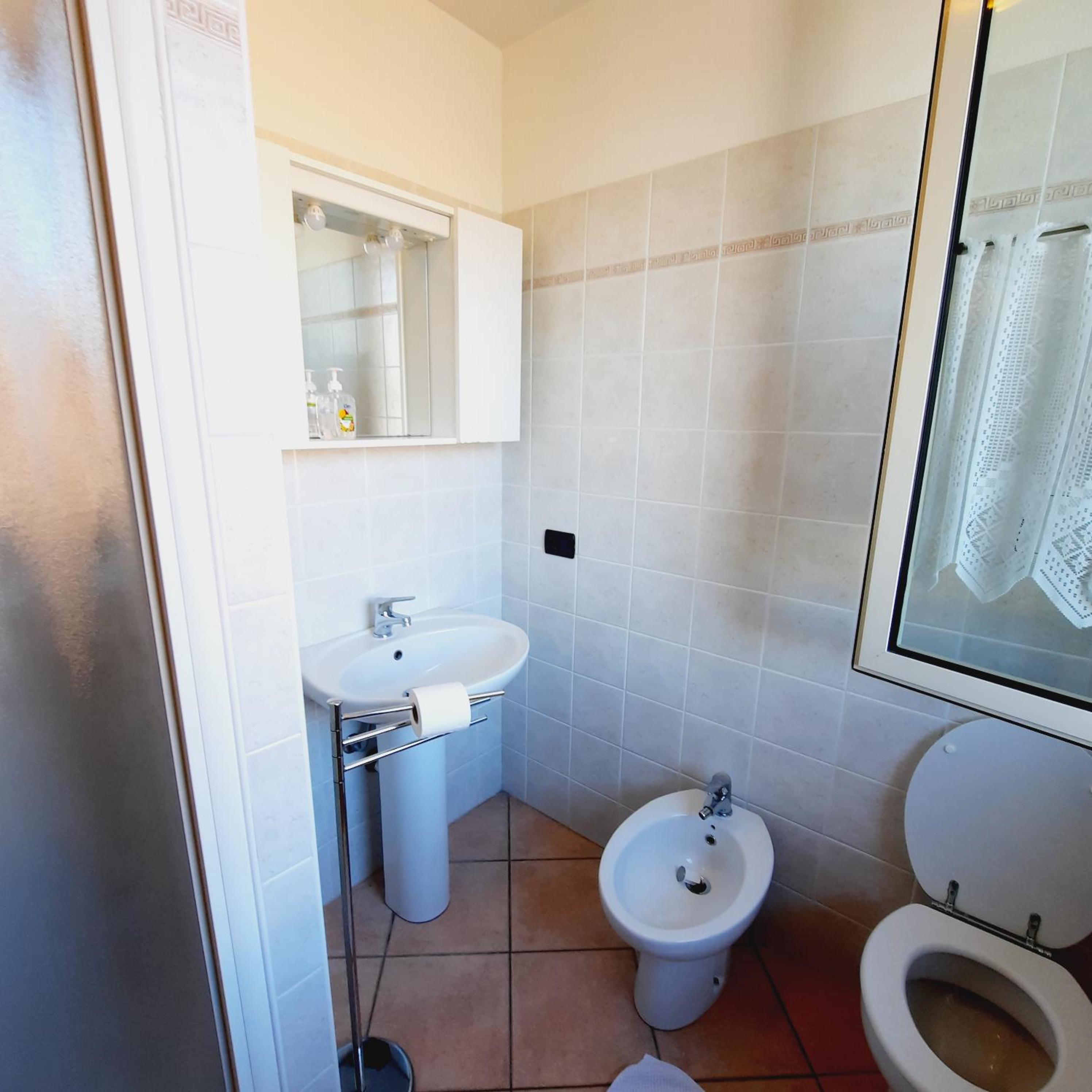 One-Bedroom Apartment - Split Level - Via San Marco 9 photo 2