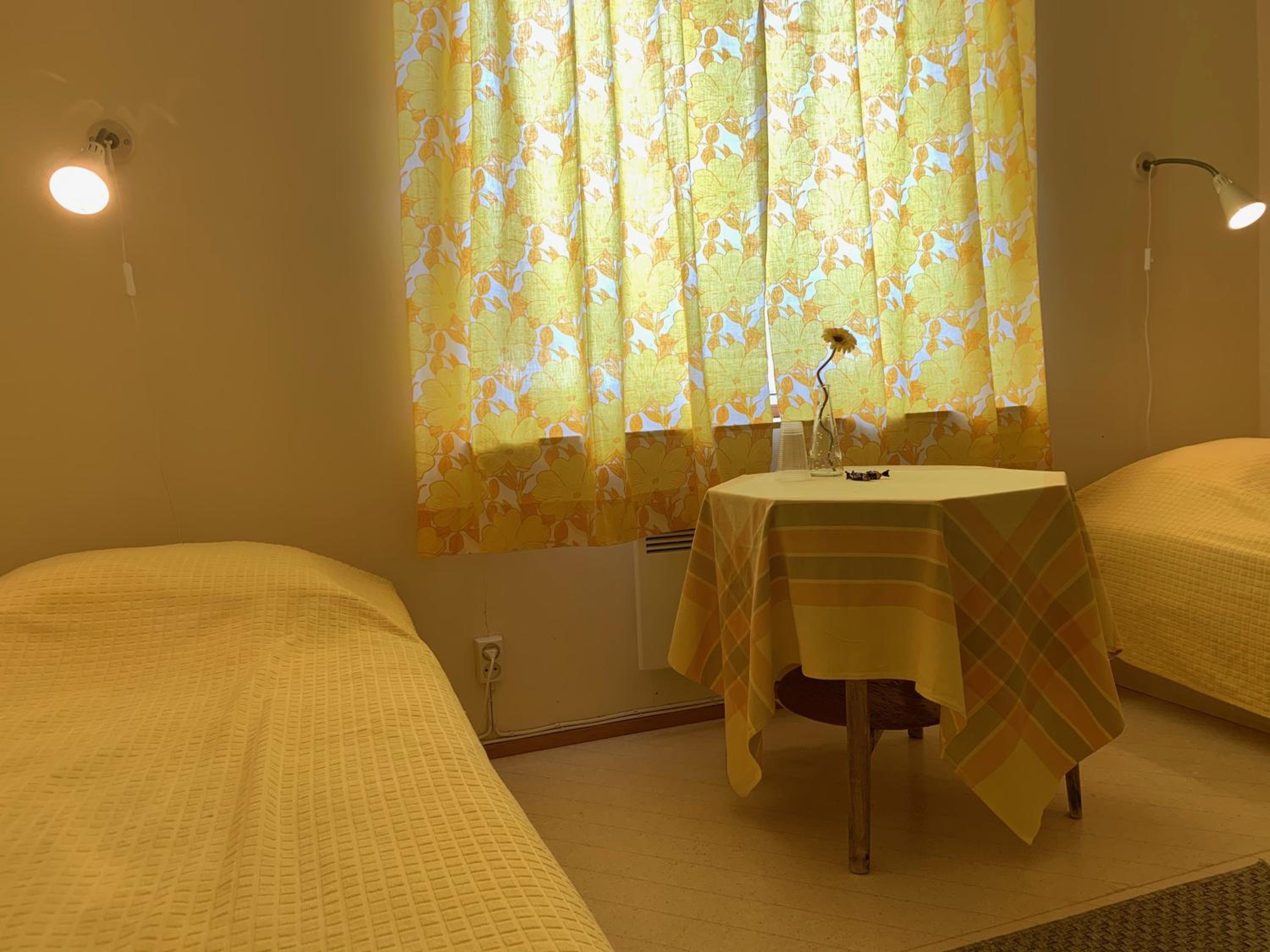 Twin Room with Shared Bathroom photo 1