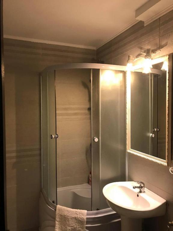 One-Bedroom Apartment - Photo 12