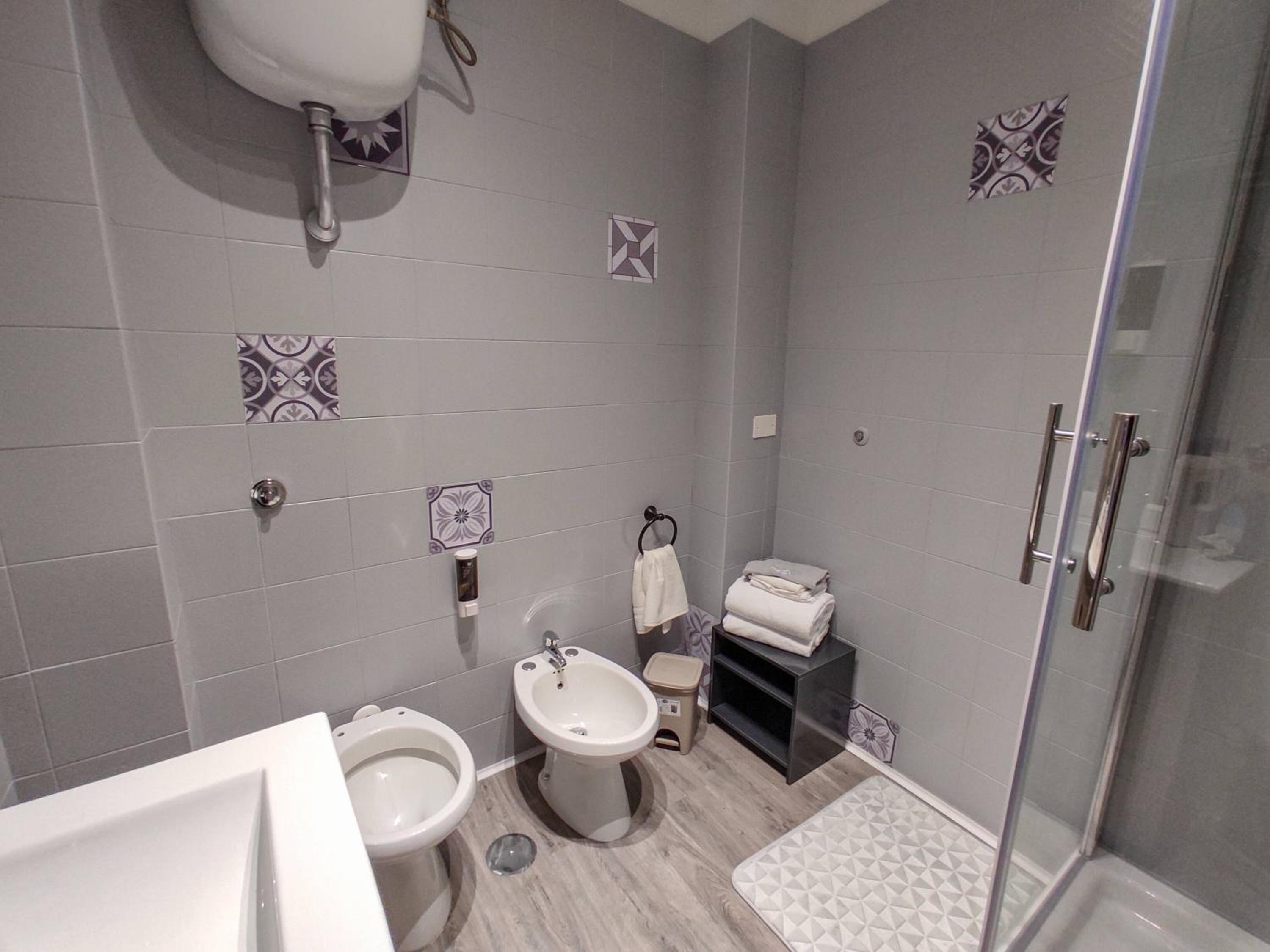Triple Room with Private Bathroom photo 2