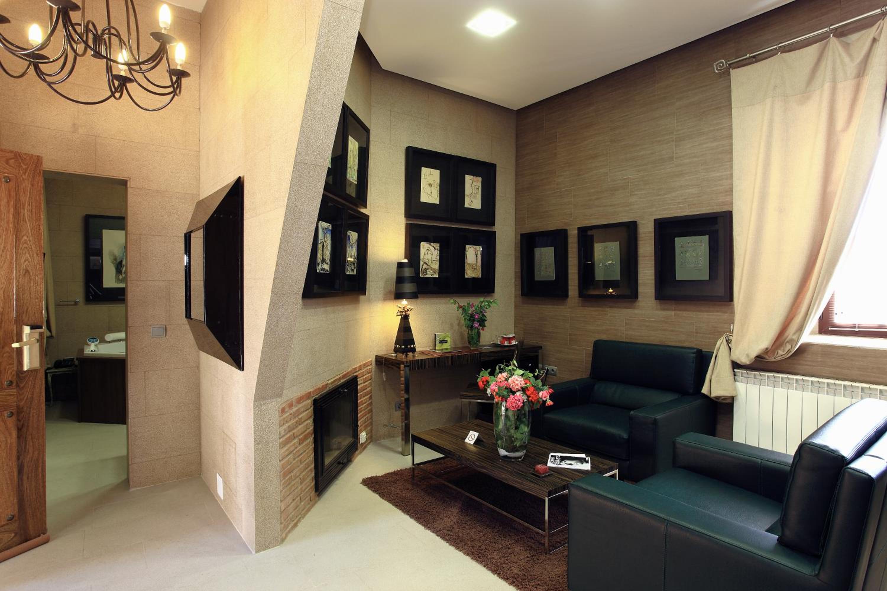 Deluxe Suite photo 3