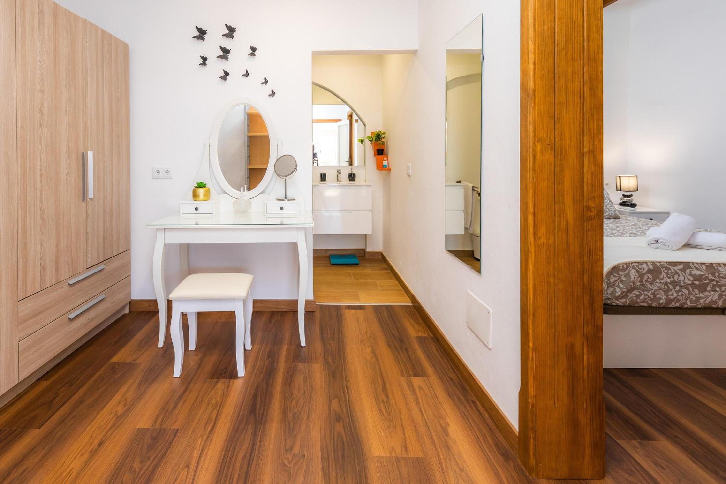 Two-Bedroom House photo 2