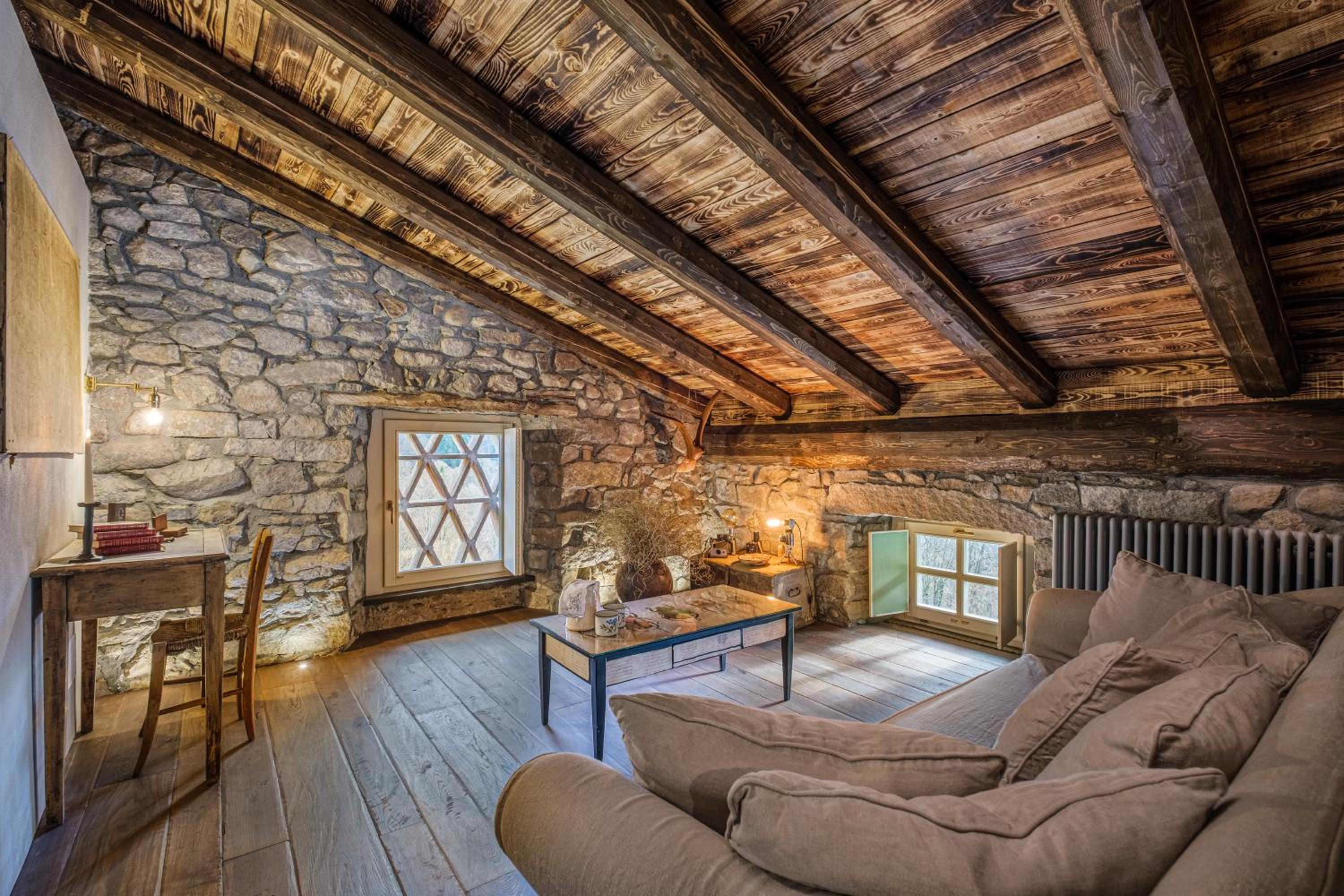 Suite - Photo 2