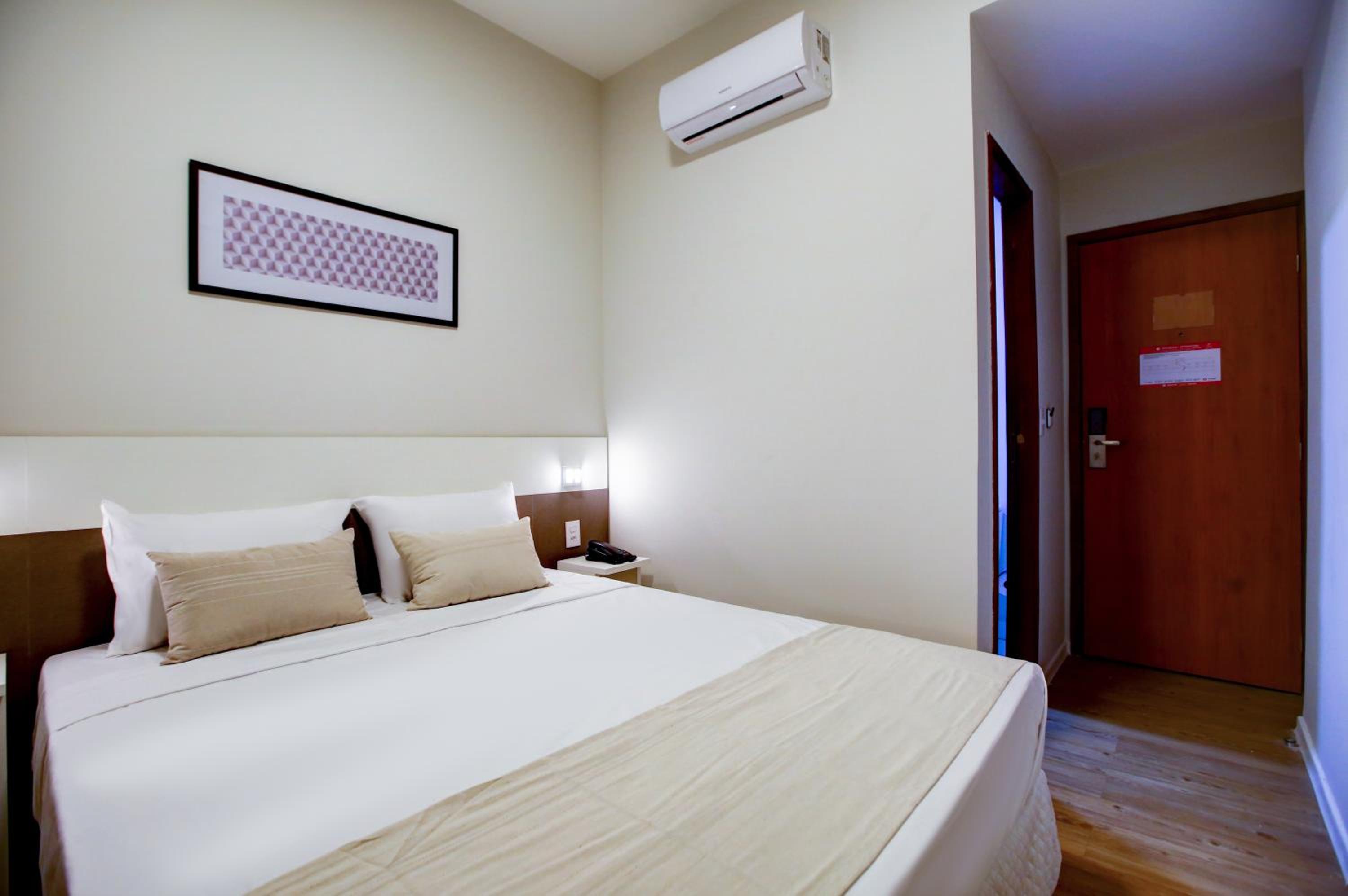 Standard Double Room - Photo 1