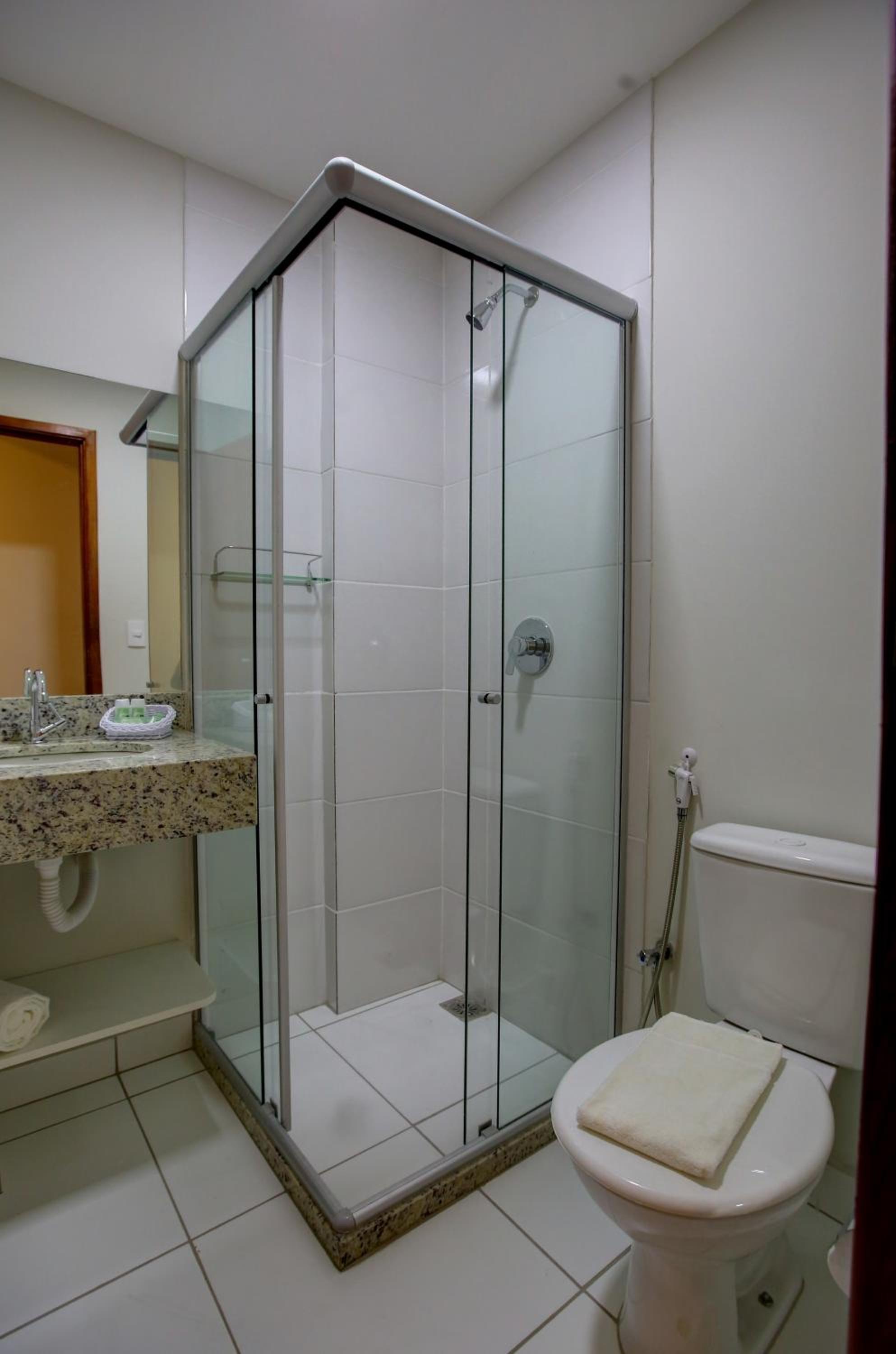 Standard Double Room - Photo 7