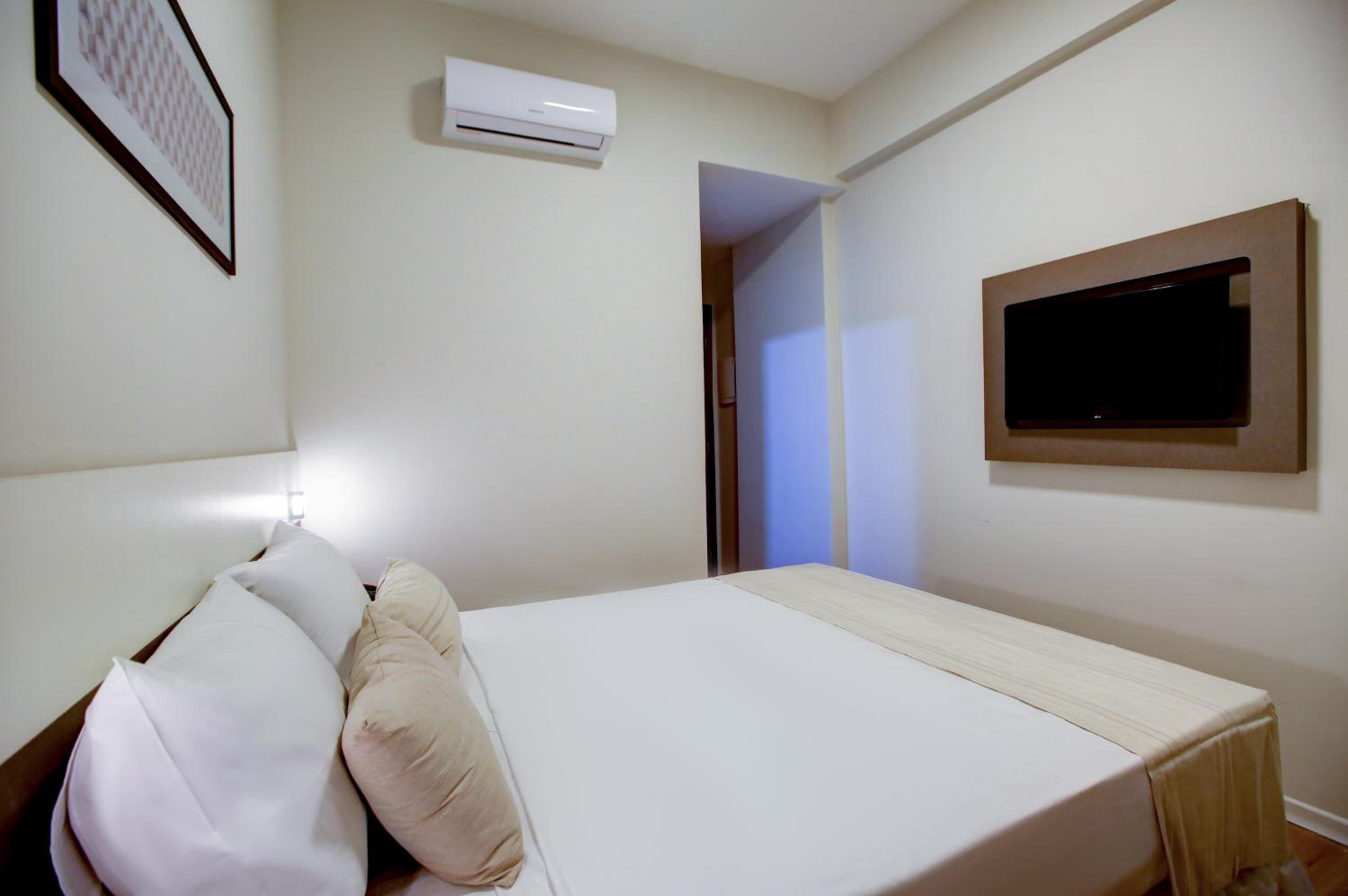 Standard Double Room - Photo 6